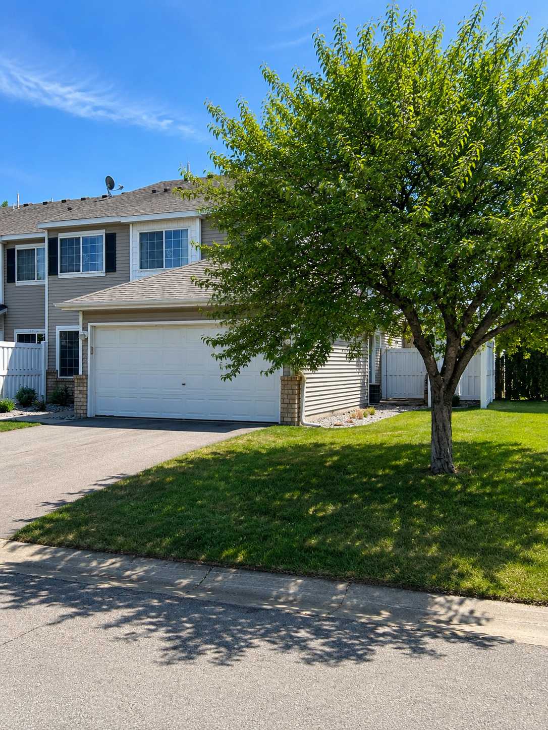 15827 Fleet TRL, Apple Valley, MN 55124