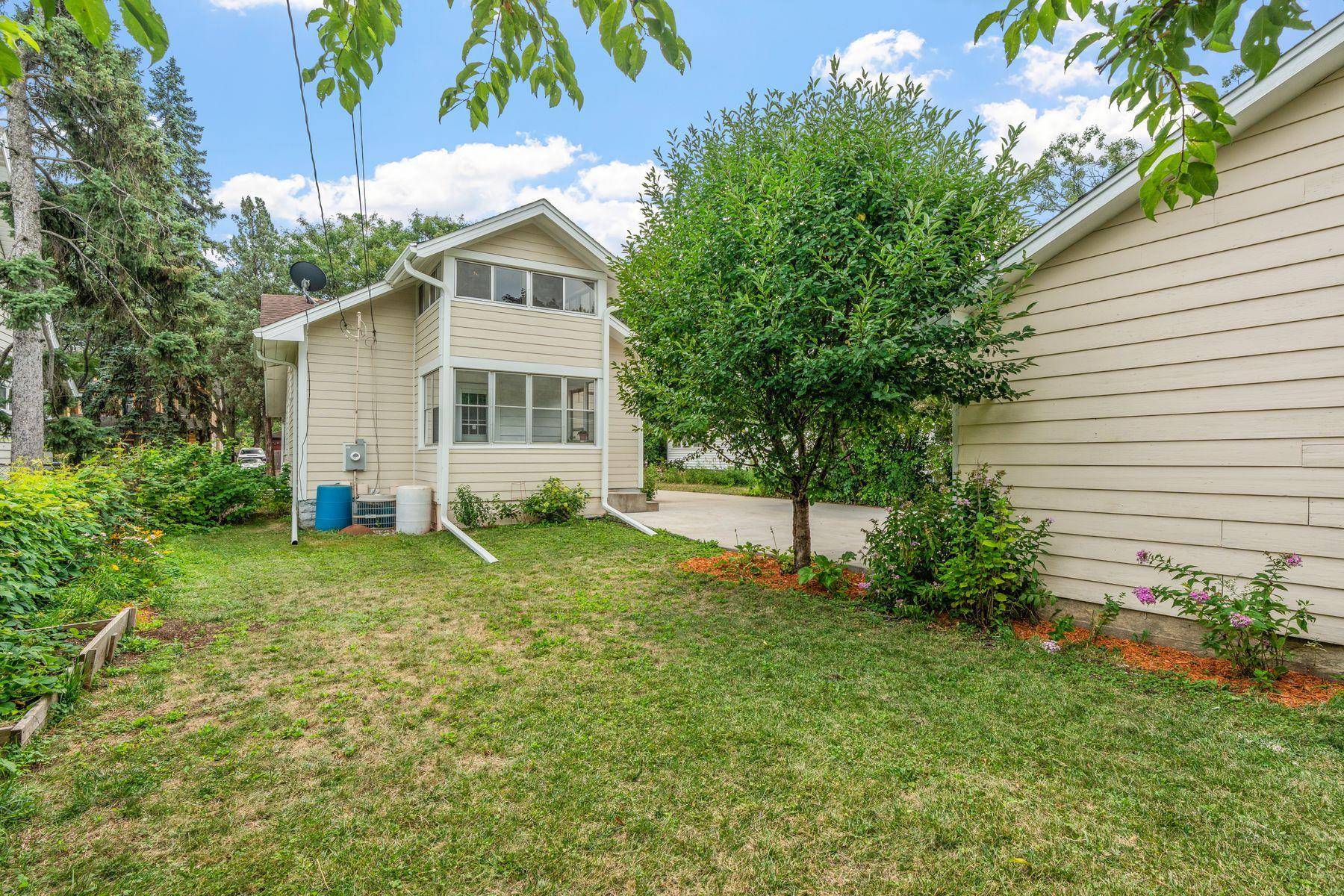 77 Stevens ST E, Saint Paul, MN 55107