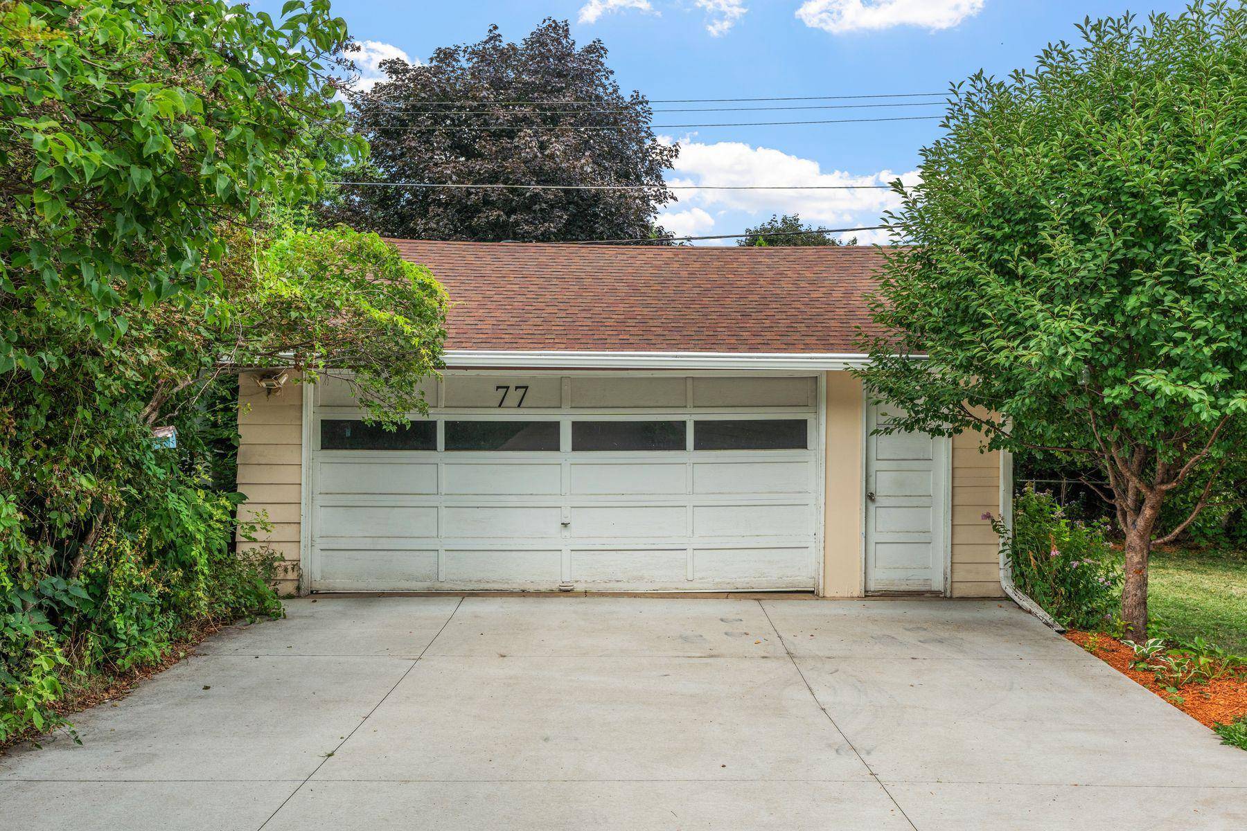 77 Stevens ST E, Saint Paul, MN 55107