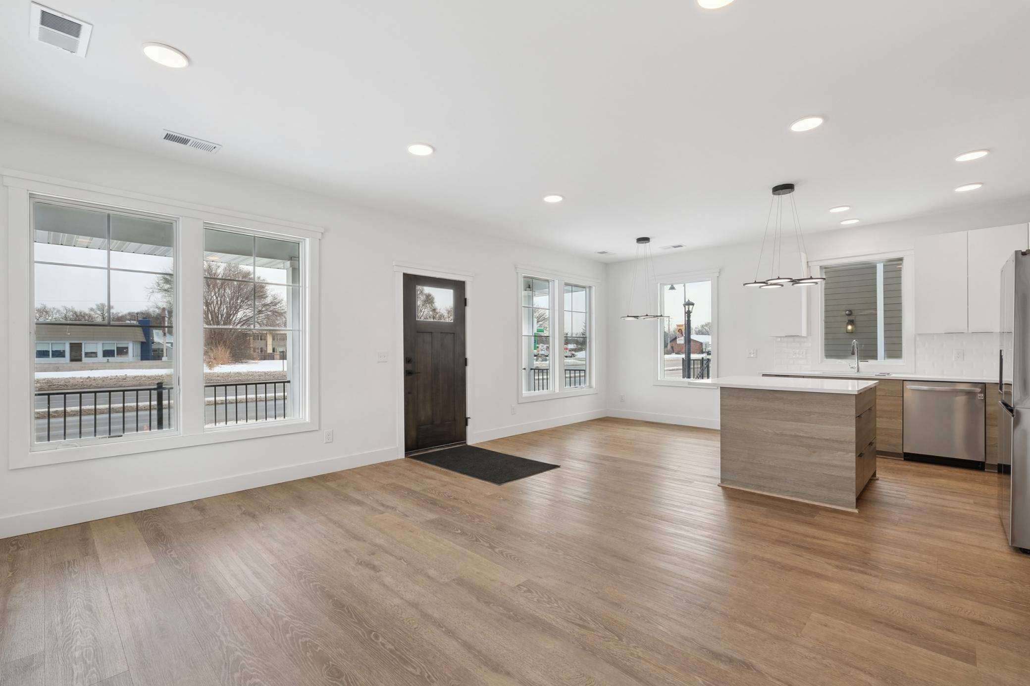 6045 Brooklyn BLVD, Brooklyn Center, MN 55429