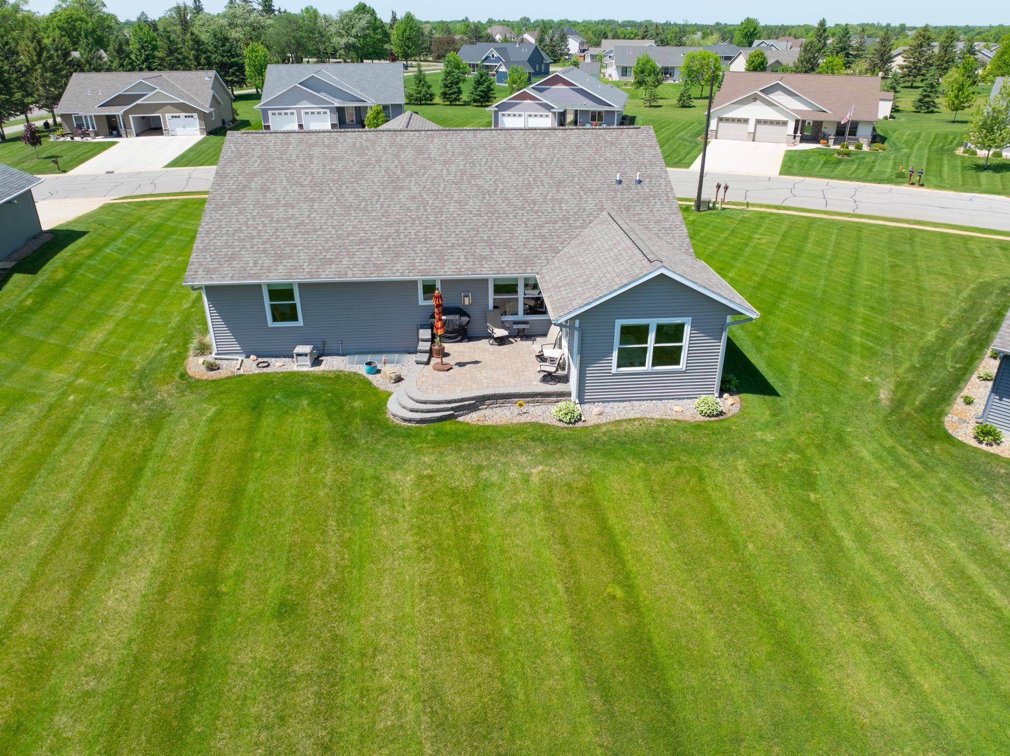 614 Dewberry LN, Alexandria, MN 56308