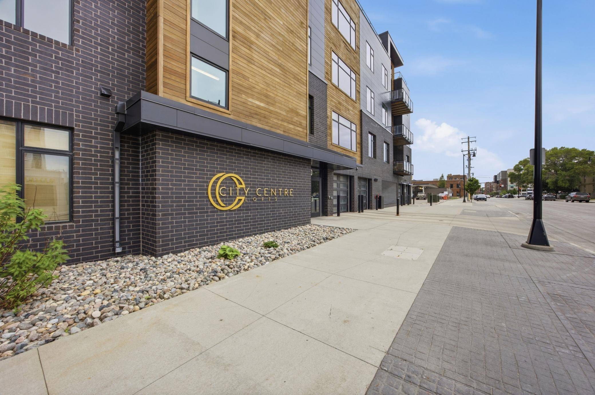 200 4th AVE N #102, Fargo, ND 58102