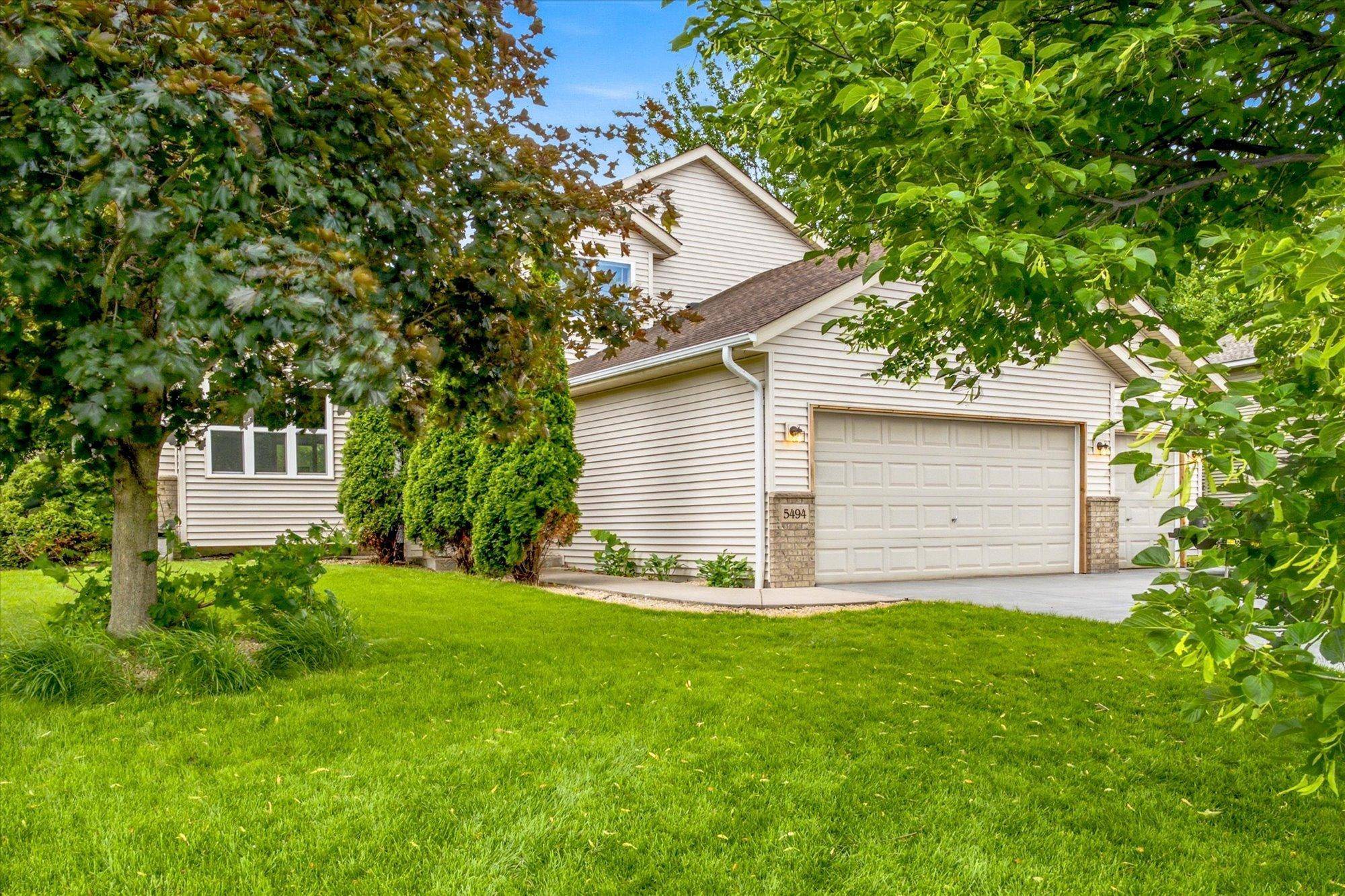 5494 Lambert AVE NE, Albertville, MN 55301