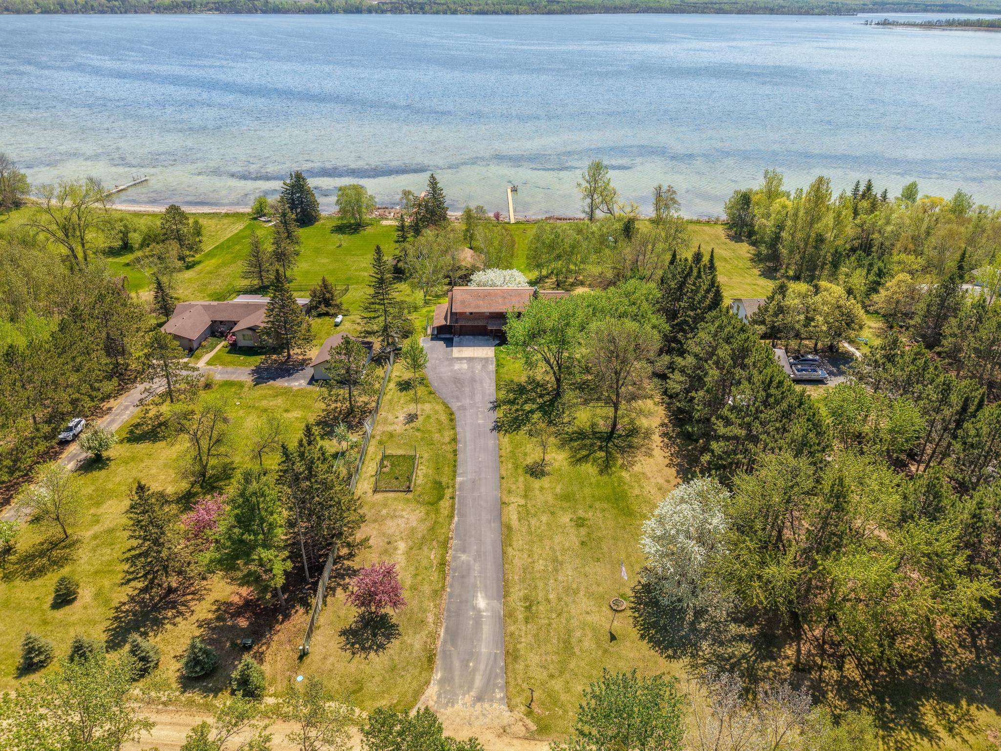 20266 Windhill DR, Bemidji, MN 56601