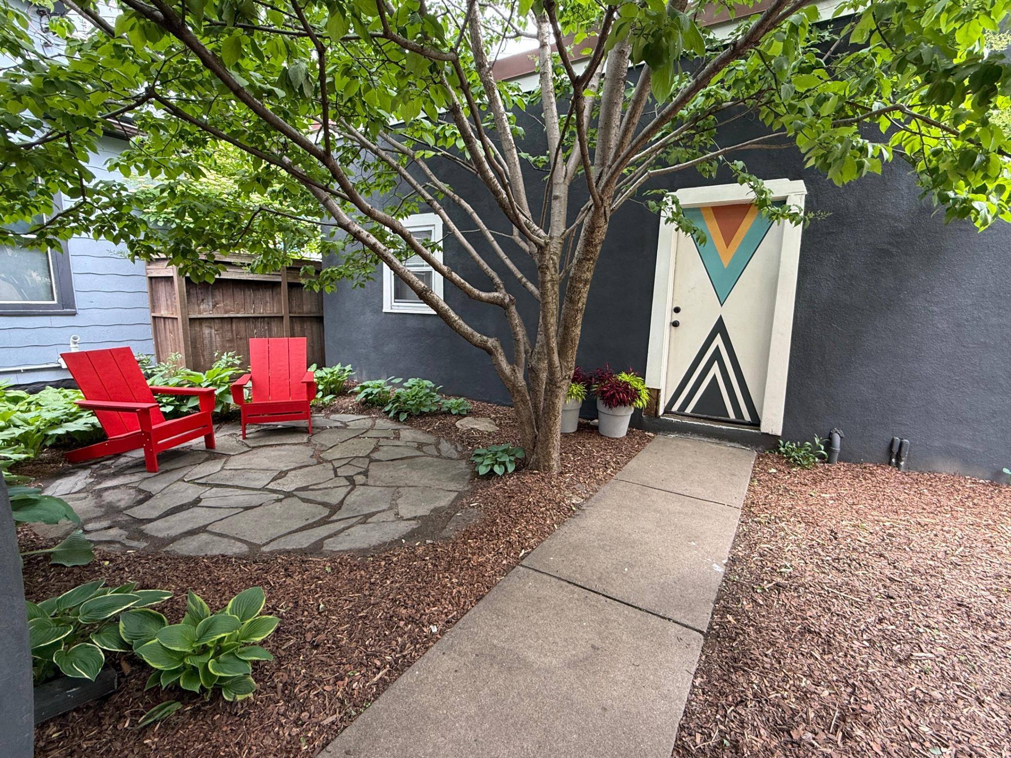 3015 E Franklin AVE, Minneapolis, MN 55406