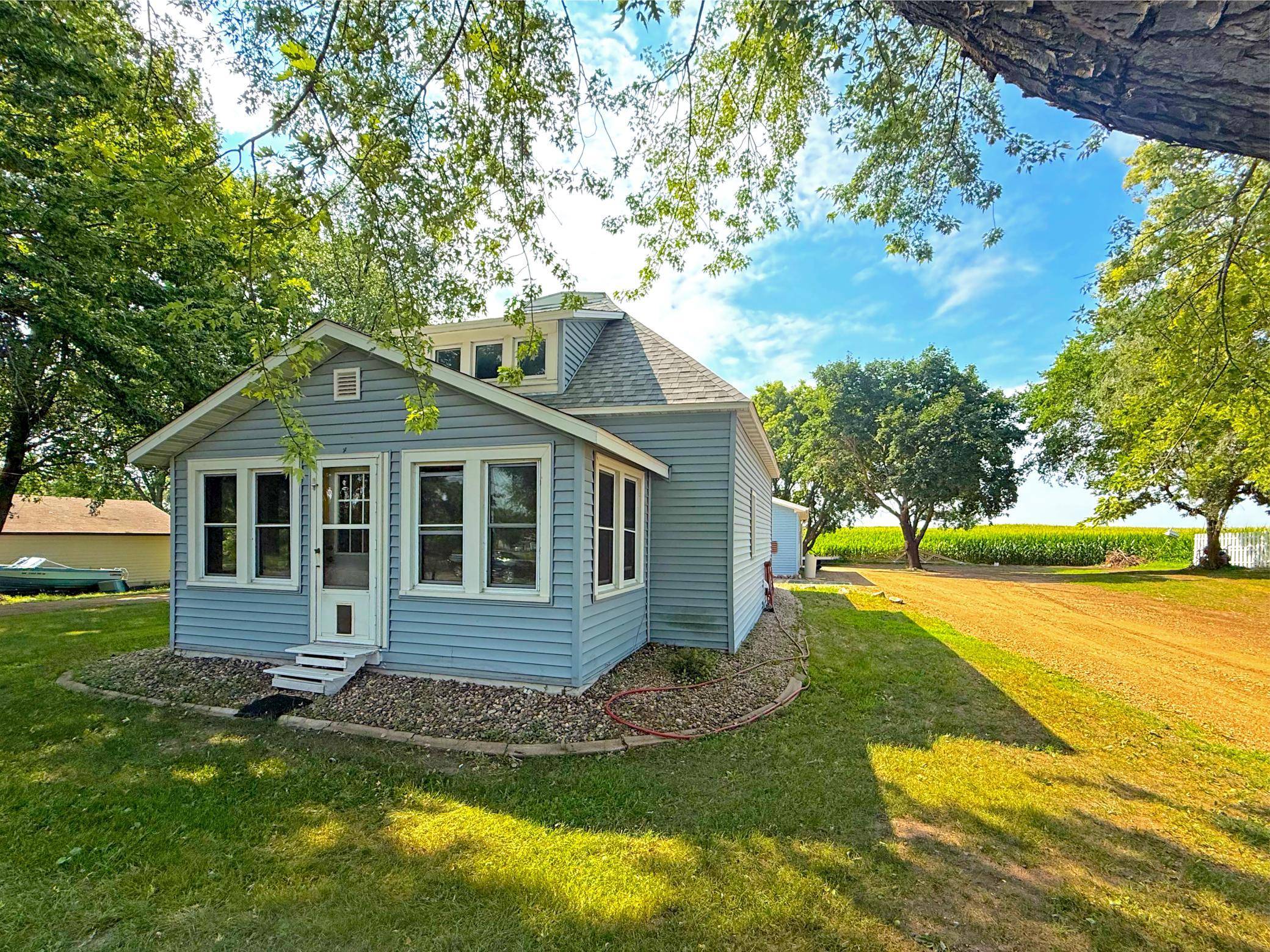 510 South ST, South Haven, MN 55382