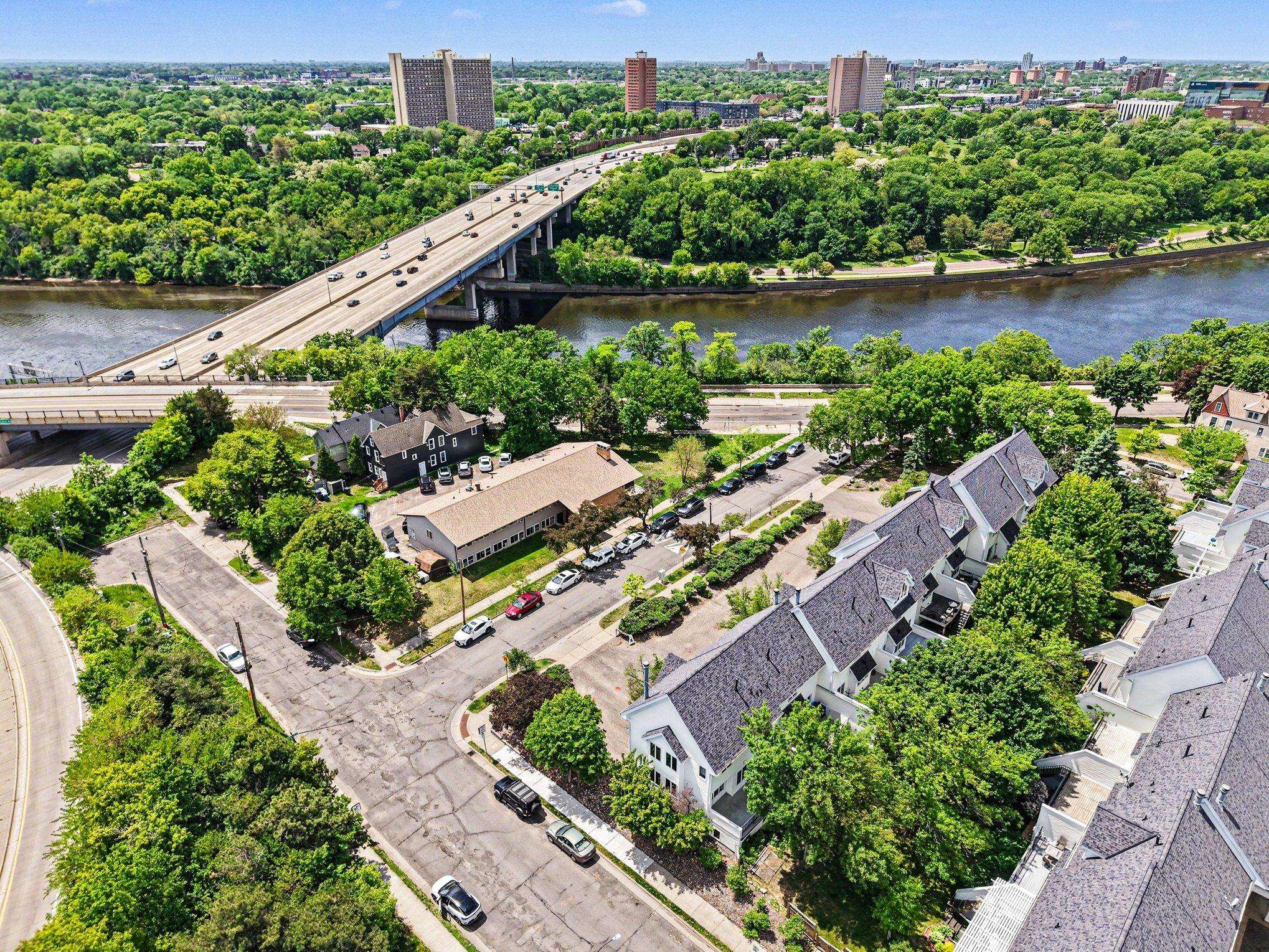 921 Dartmouth AVE SE, Minneapolis, MN 55414