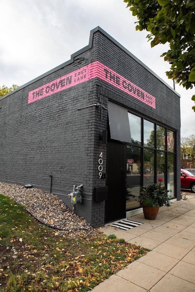 4009 E Lake ST, Minneapolis, MN 55406
