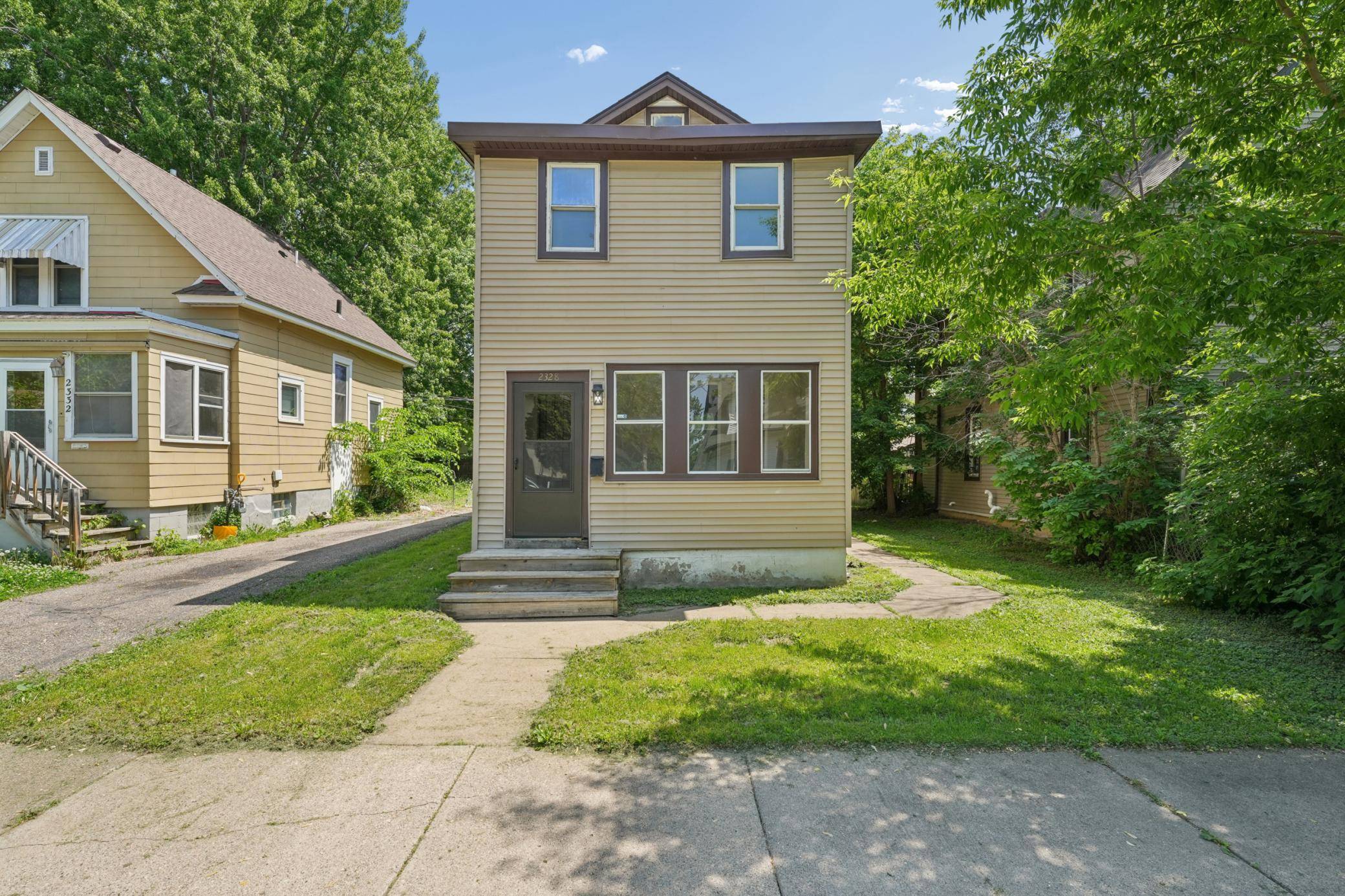 2328 Sheridan AVE N, Minneapolis, MN 55411