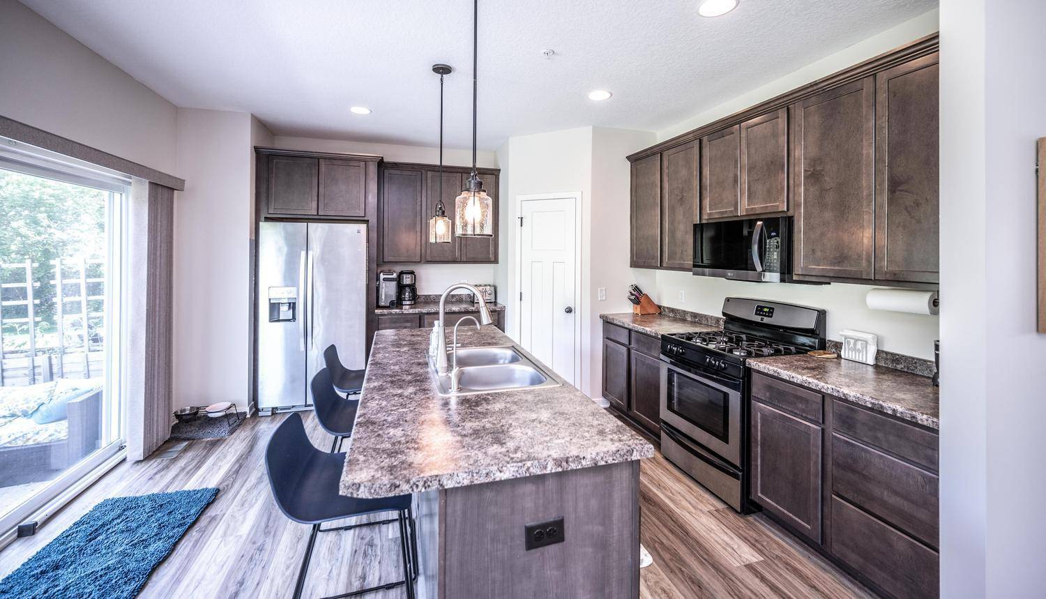 18603 Jonesboro CT, Lakeville, MN 55044