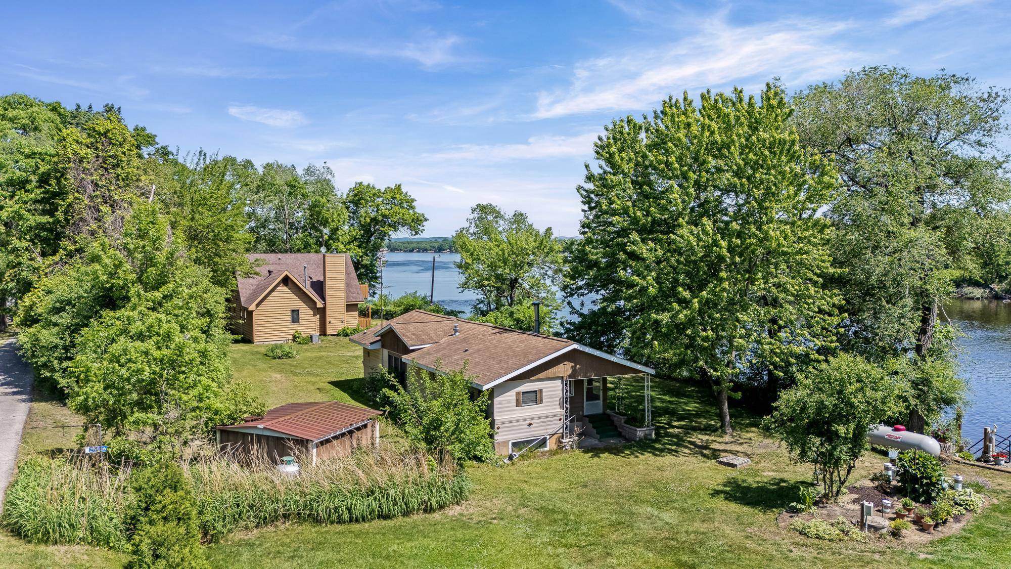 25066 Gull LN, Winona, MN 55987