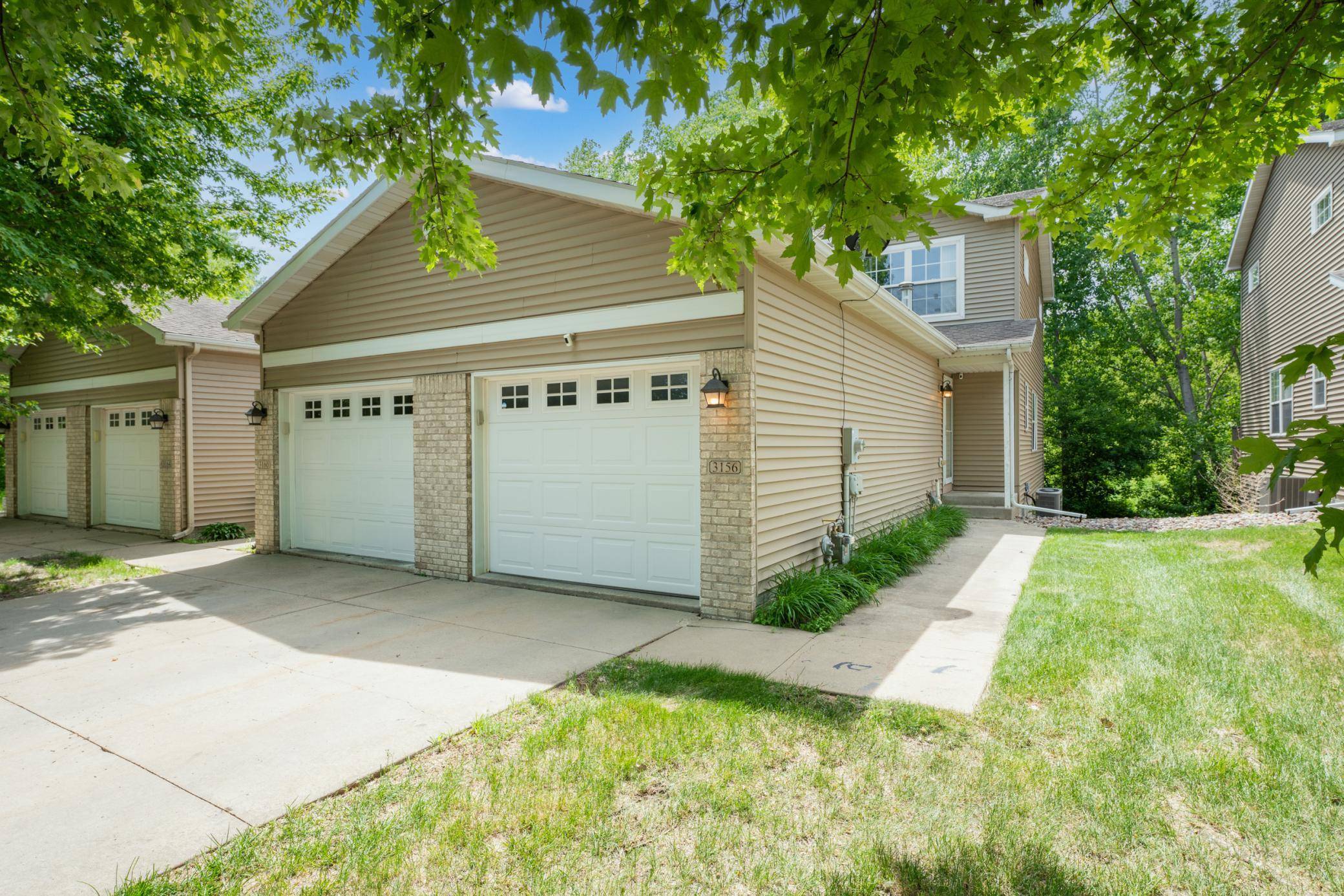 3156 River Falls CT NW, Rochester, MN 55901