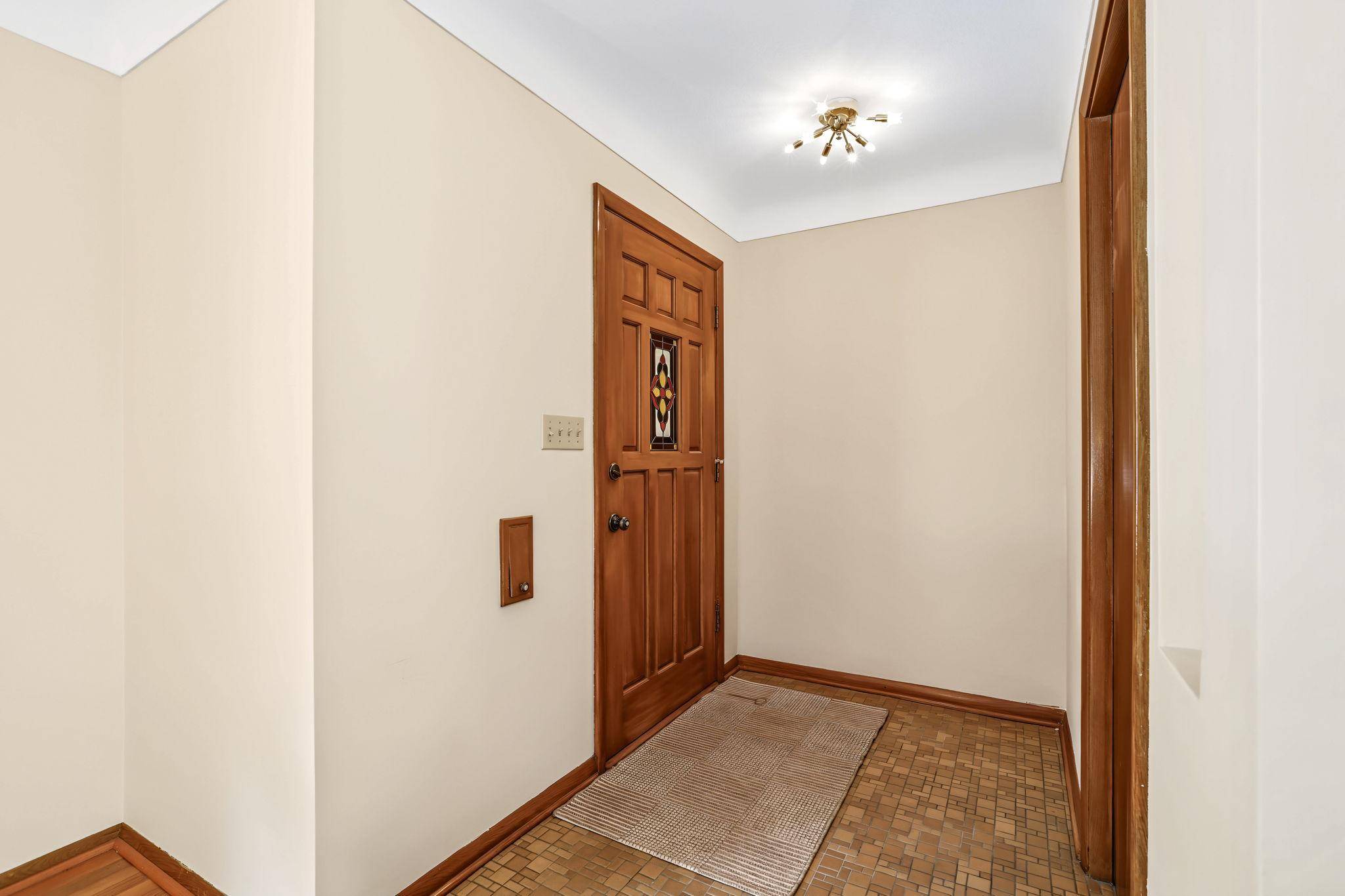 2918 Armour TER, Saint Anthony, MN 55418