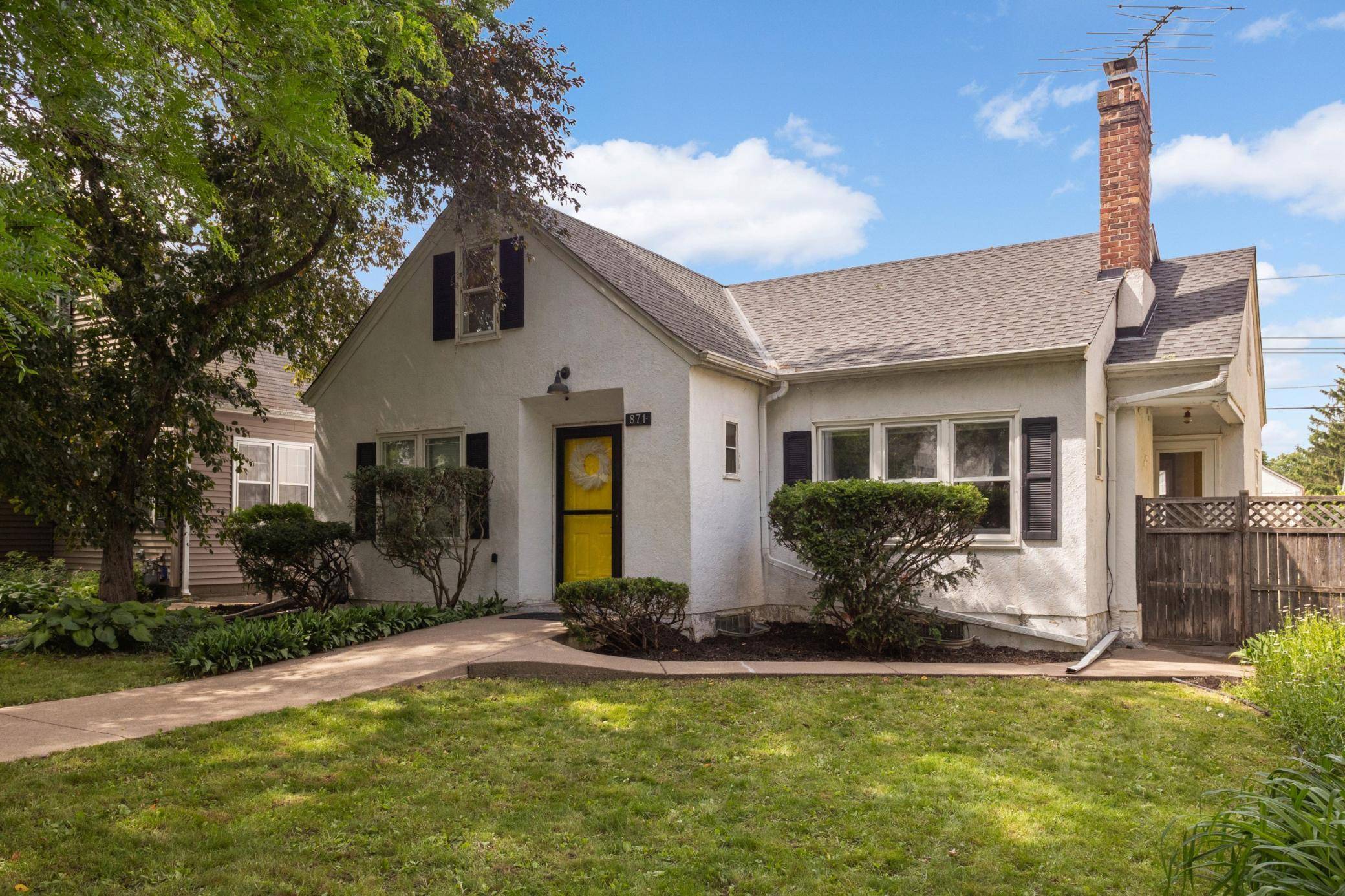 871 Sherwood AVE, Saint Paul, MN 55106
