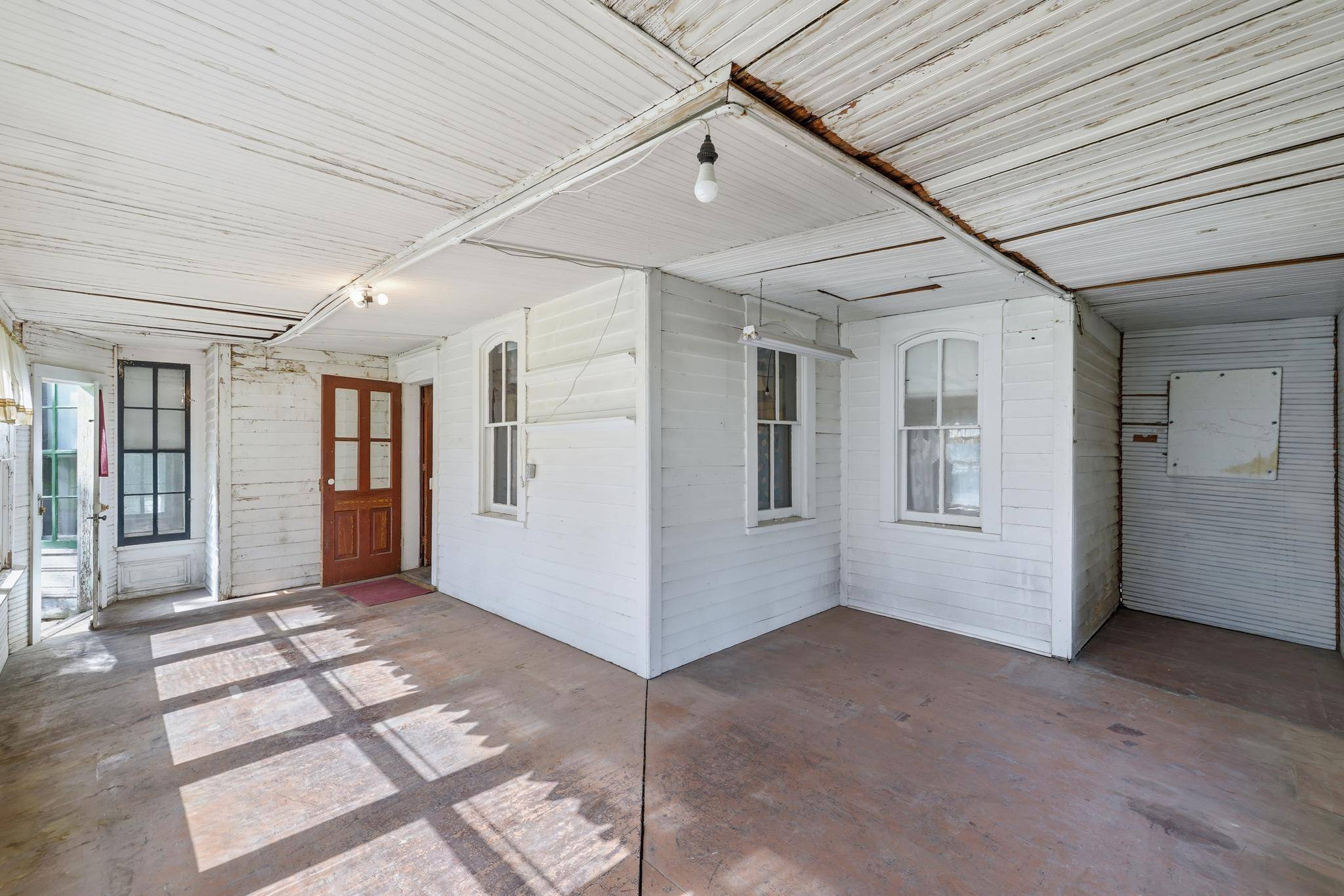 400 W Main ST, Belle Plaine, MN 56011