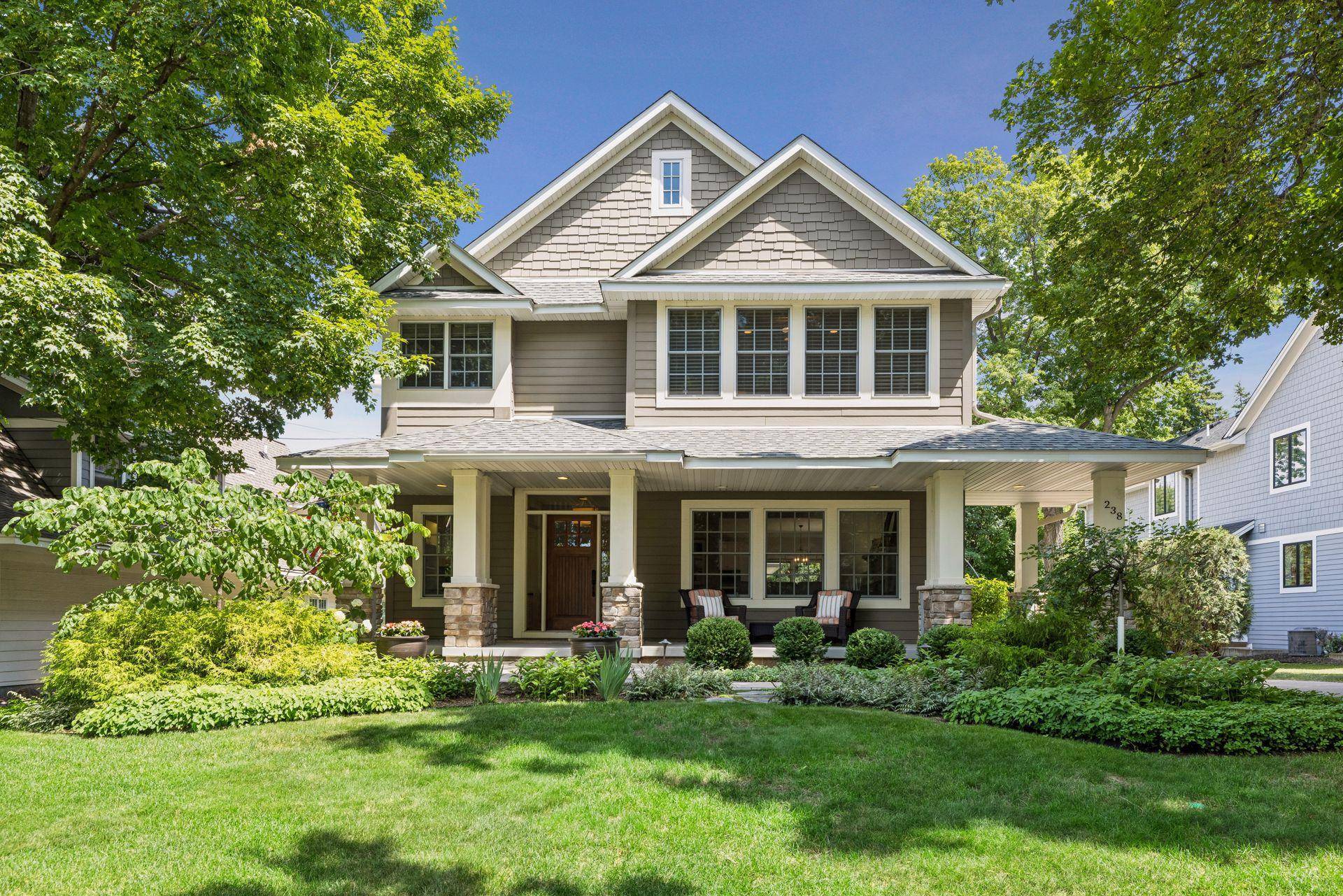 238 Broadway AVE N, Wayzata, MN 55391