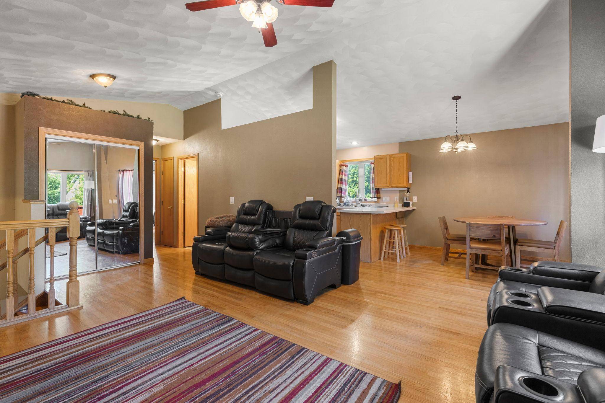 1291 Bellflower LN NE, Owatonna, MN 55060