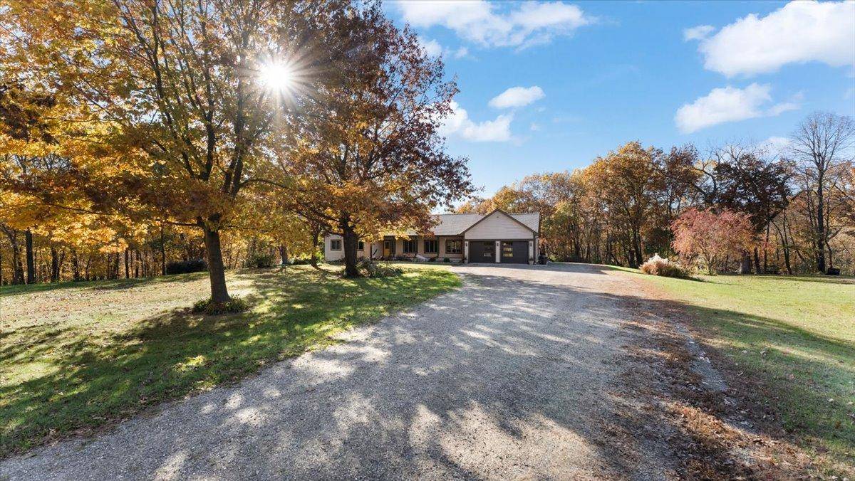 1665 County Road 5 SW, Howard Lake, MN 55349