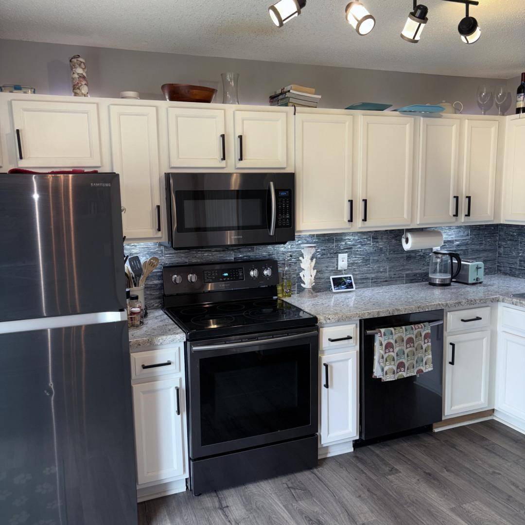 15929 Flotilla TRL #266, Apple Valley, MN 55124