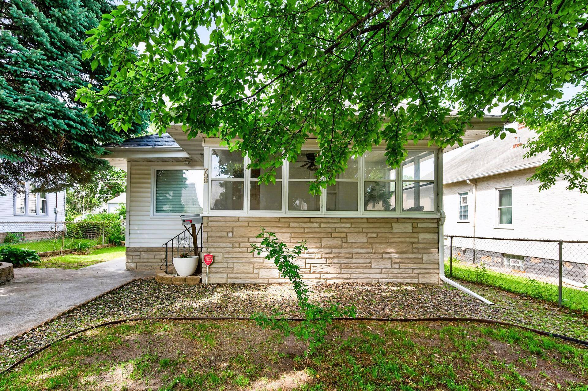 799 Fuller AVE, Saint Paul, MN 55104