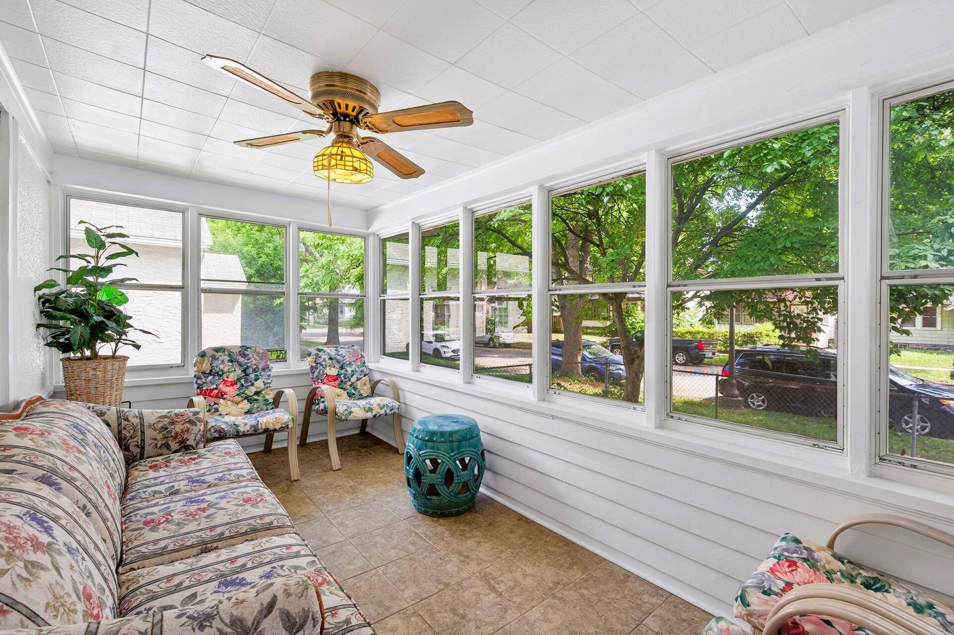 799 Fuller AVE, Saint Paul, MN 55104