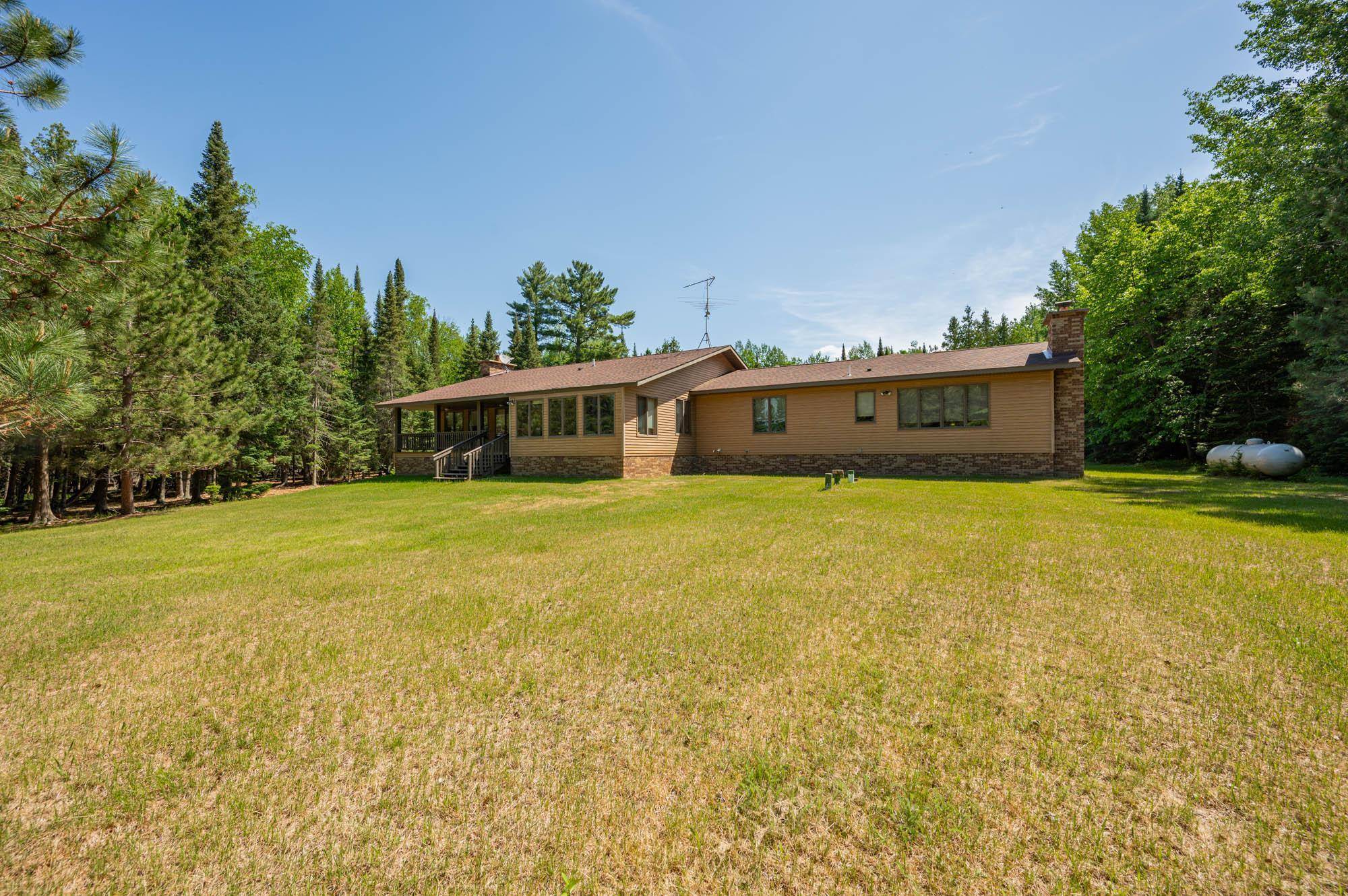 51301 Pine Point RD, Bigfork, MN 56628