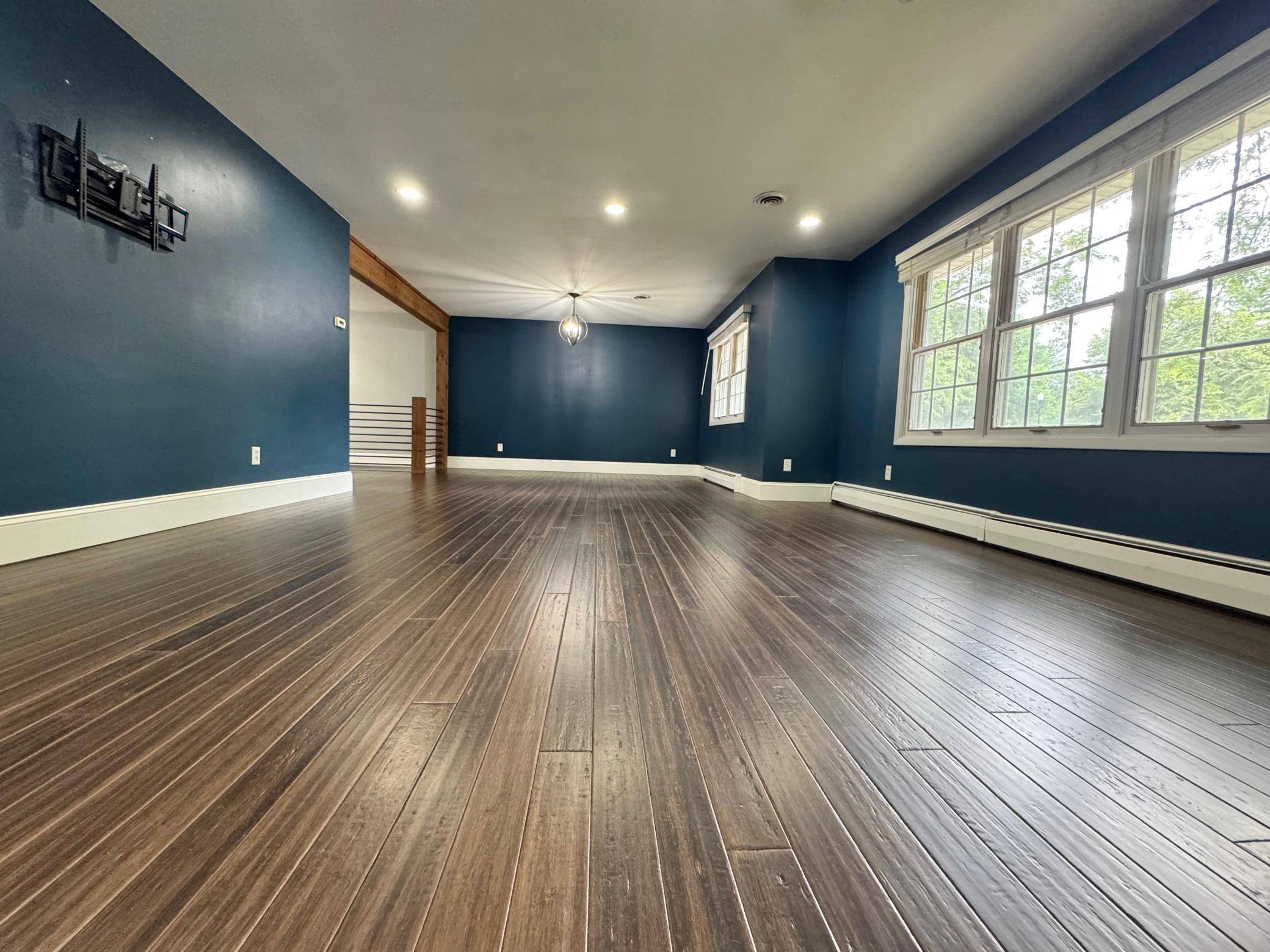502 S Bruce ST, Marshall, MN 56258