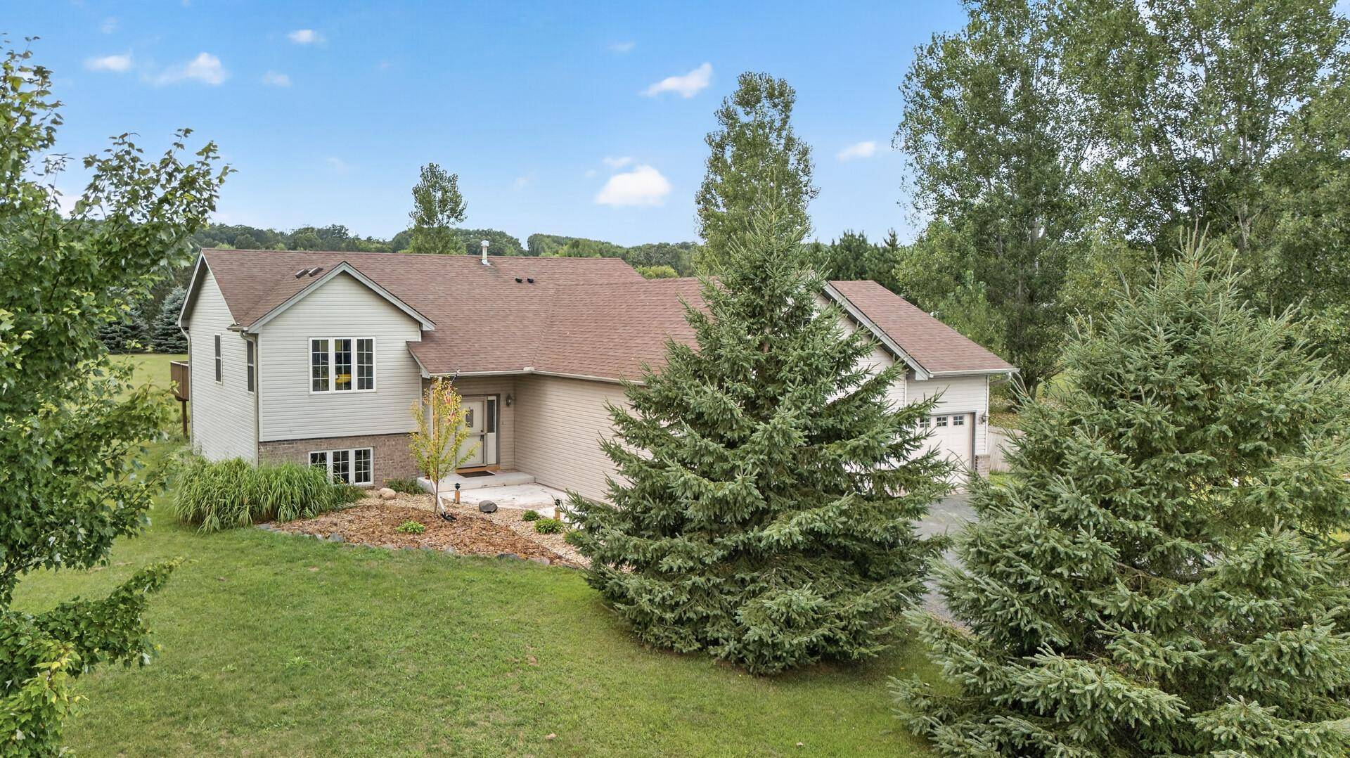853 217th ST, Osceola, WI 54020