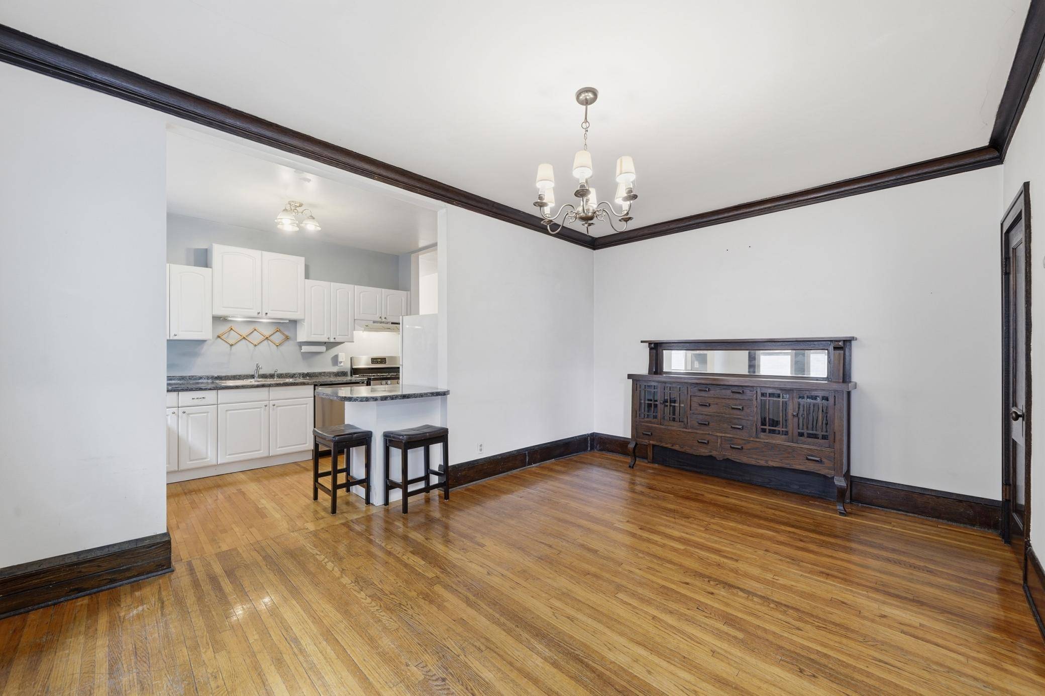3721 Grand AVE S #2, Minneapolis, MN 55409