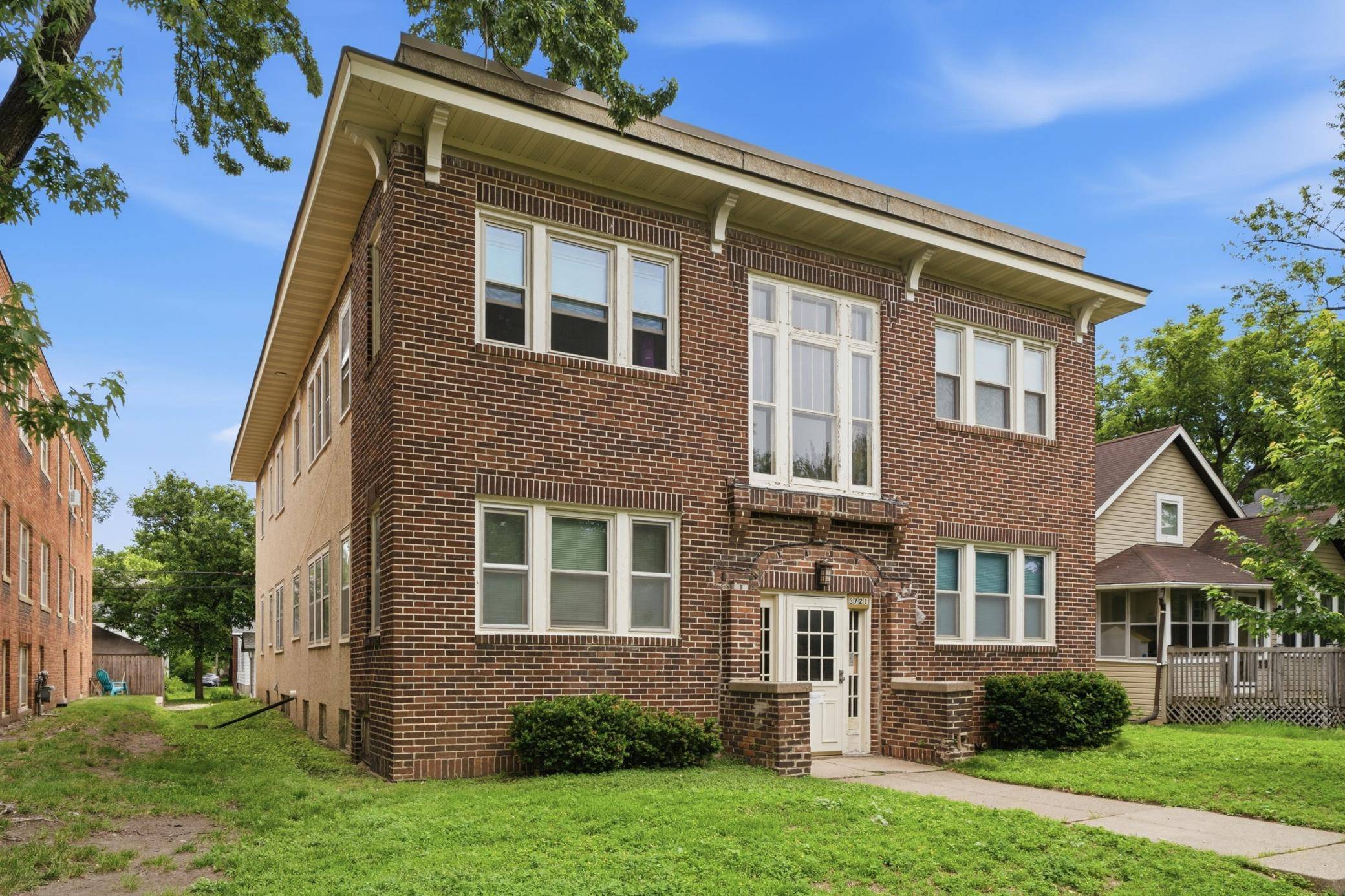 3721 Grand AVE S #2, Minneapolis, MN 55409