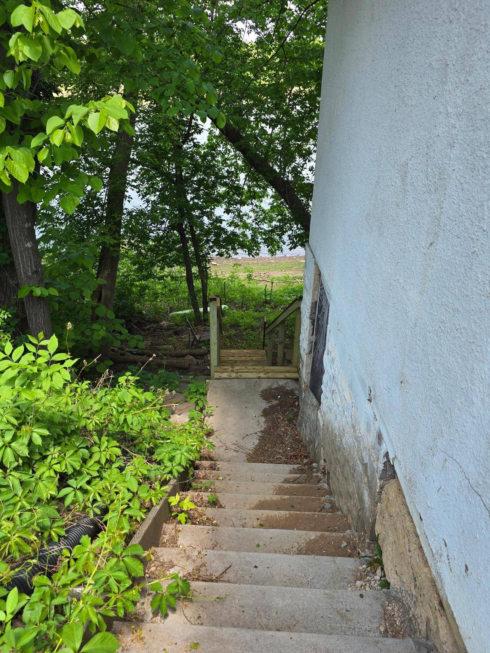 90 Maple AVE E, Mora, MN 55051