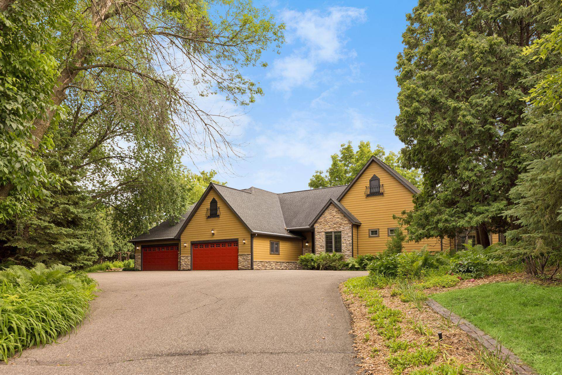 17809 W 62nd ST, Eden Prairie, MN 55346