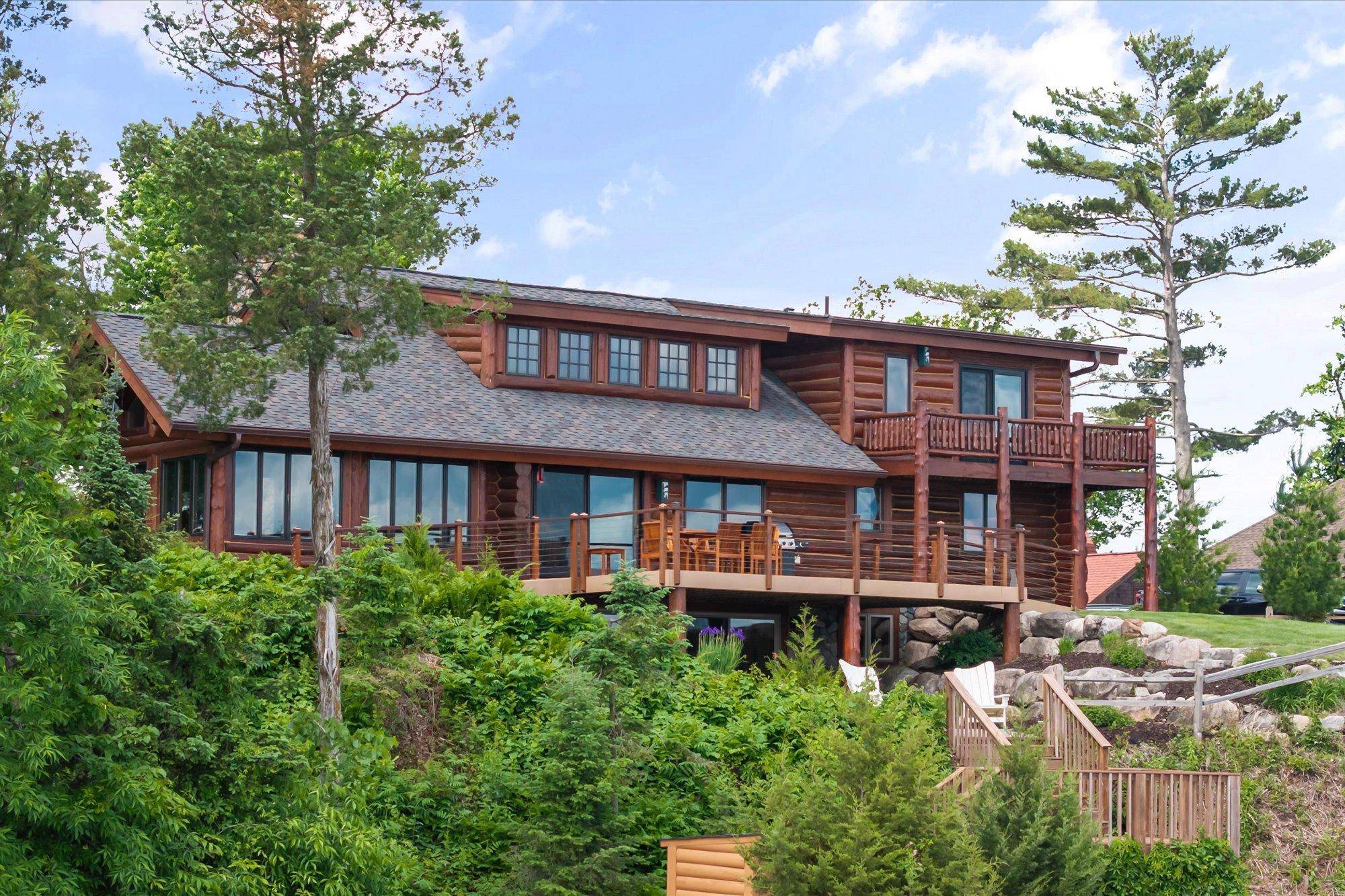 7492 Old Whiskey RD, Pequot Lakes, MN 56472