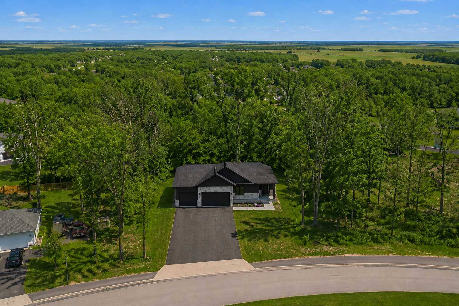 1407a Mineral Springs Pkwy, Owatonna, MN 55060