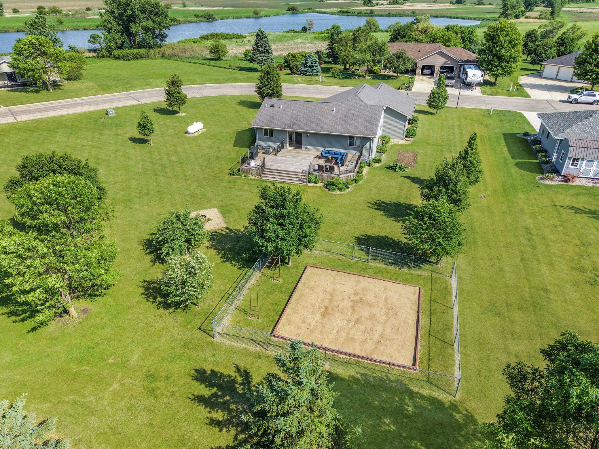 2001 Eastbay AVE, Balaton, MN 56115