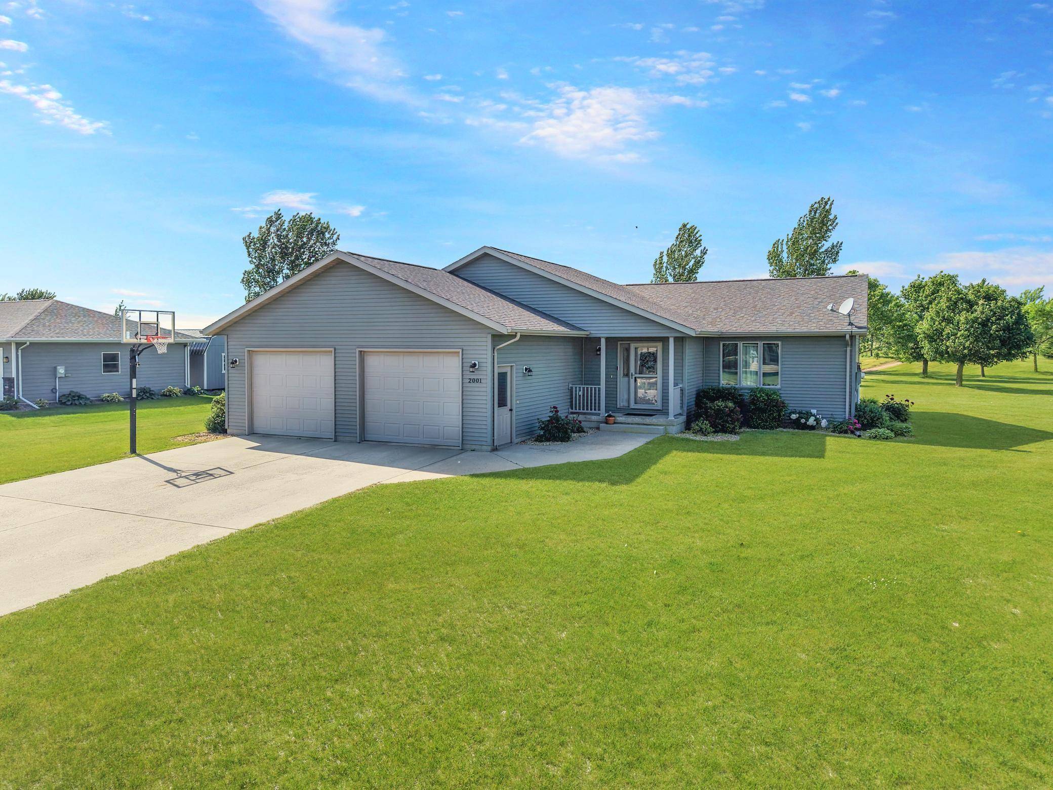 2001 Eastbay AVE, Balaton, MN 56115