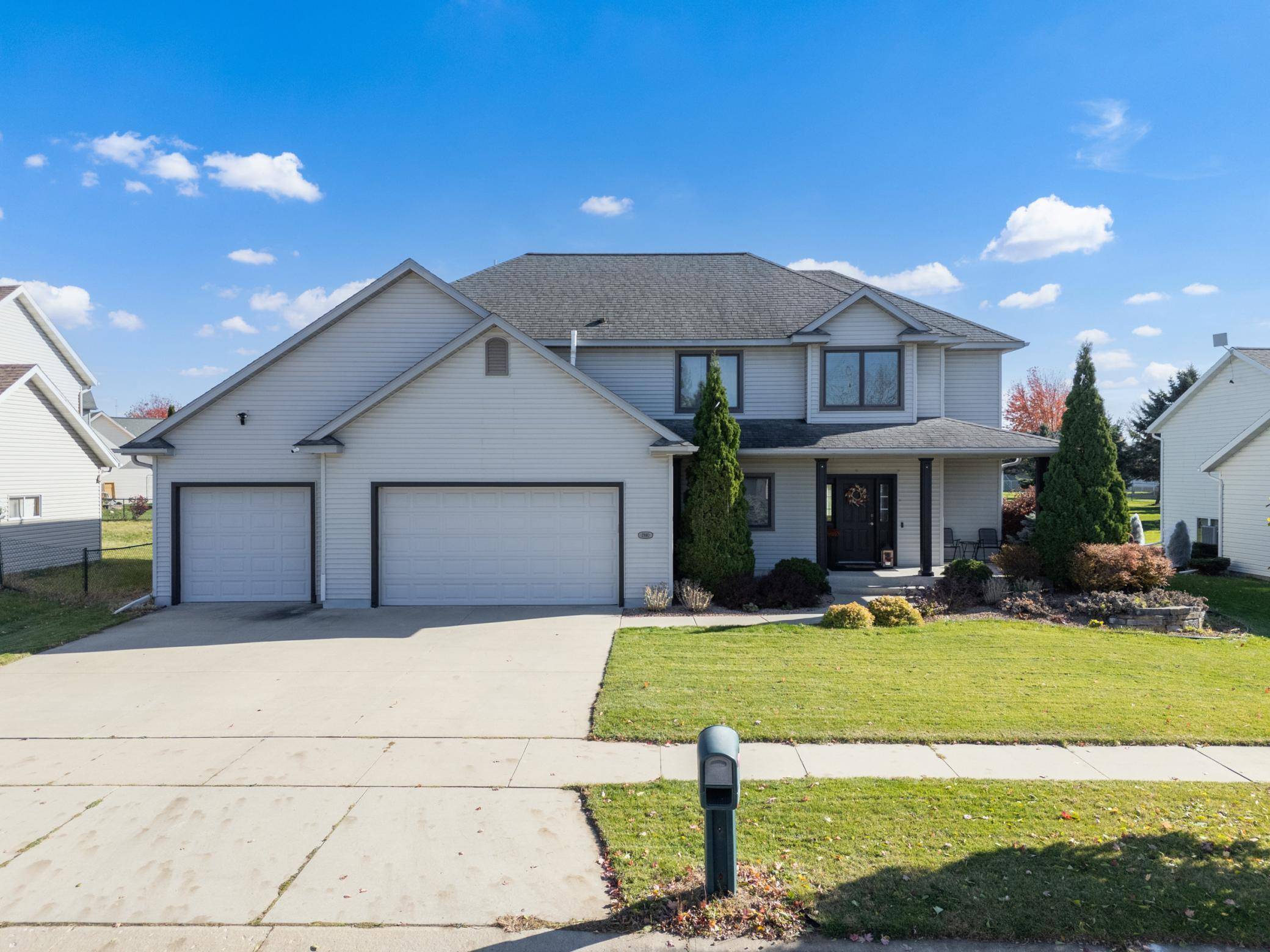 2980 Darcy DR NE, Rochester, MN 55906