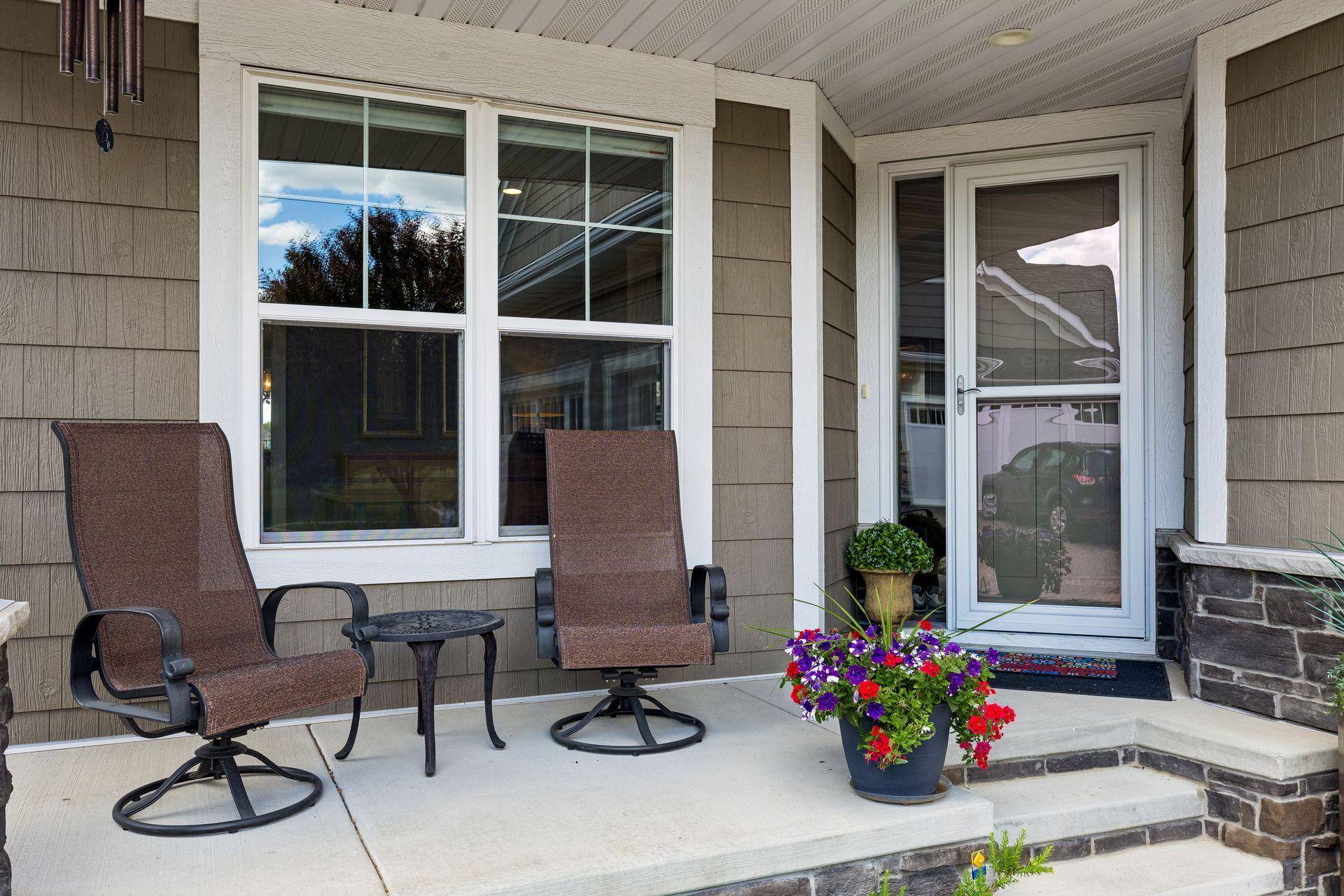 6135 Garland LN N, Plymouth, MN 55446