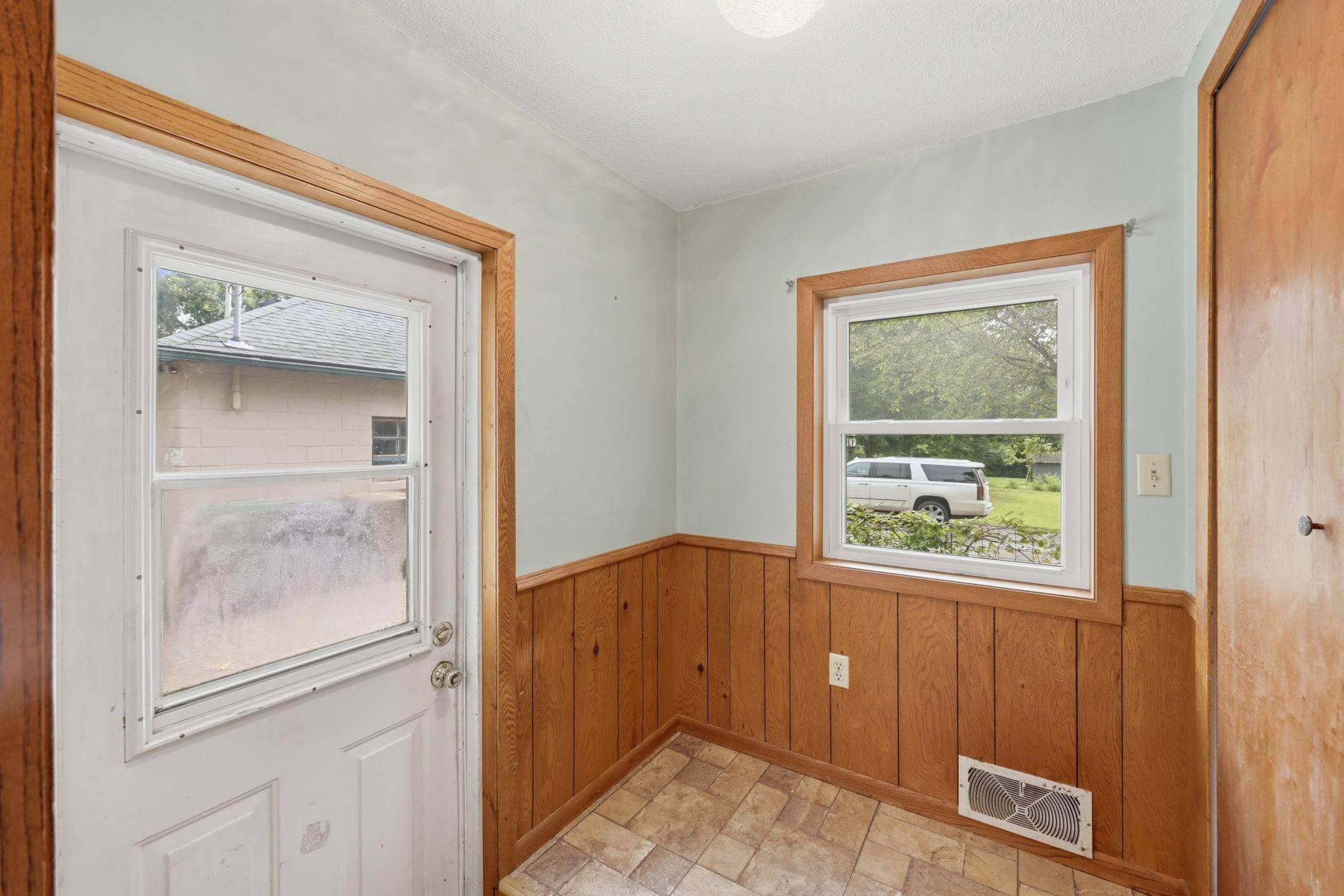 221 11th ST, Albany, MN 56307