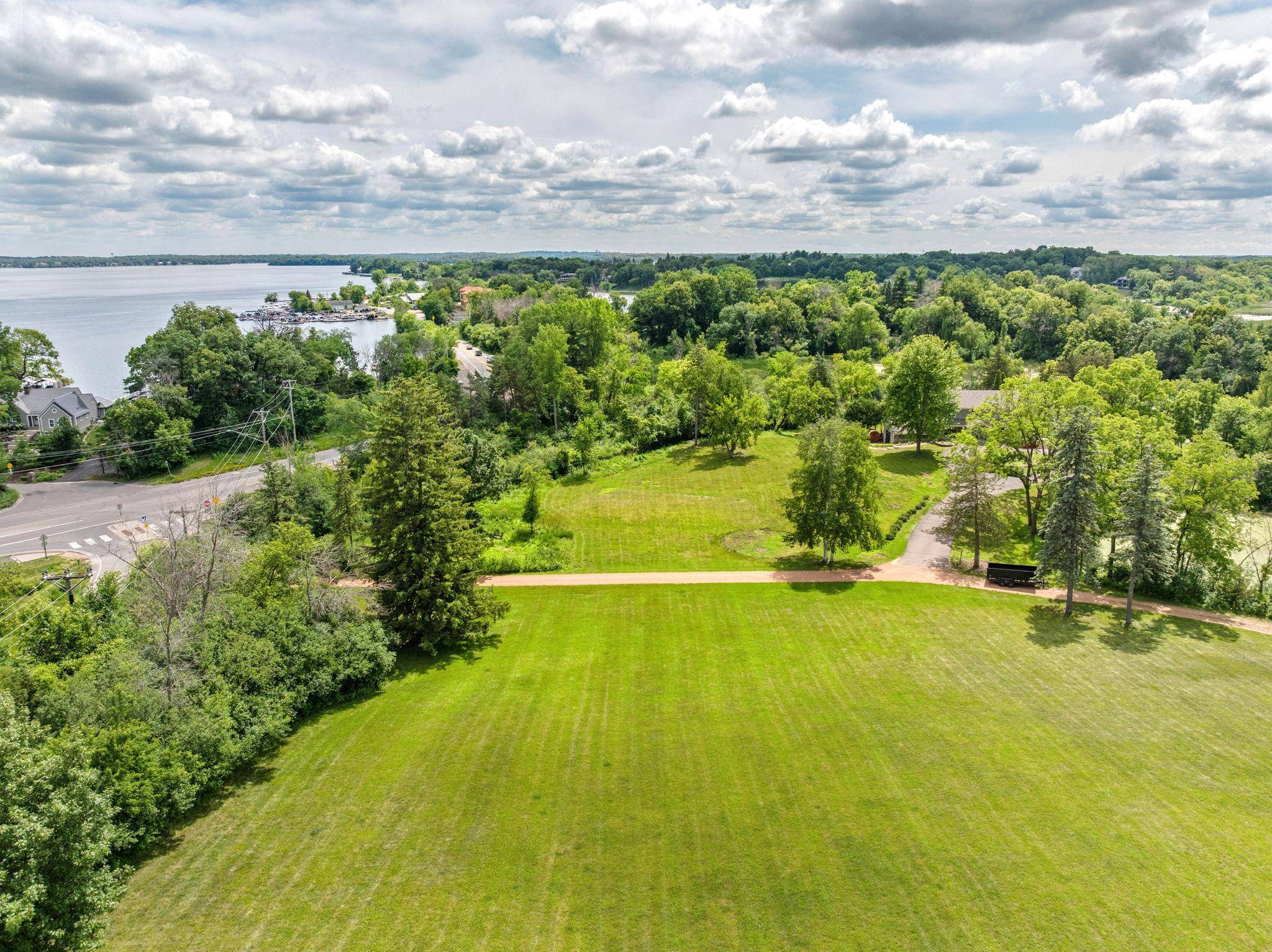 1445 Fox ST, Wayzata, MN 55391