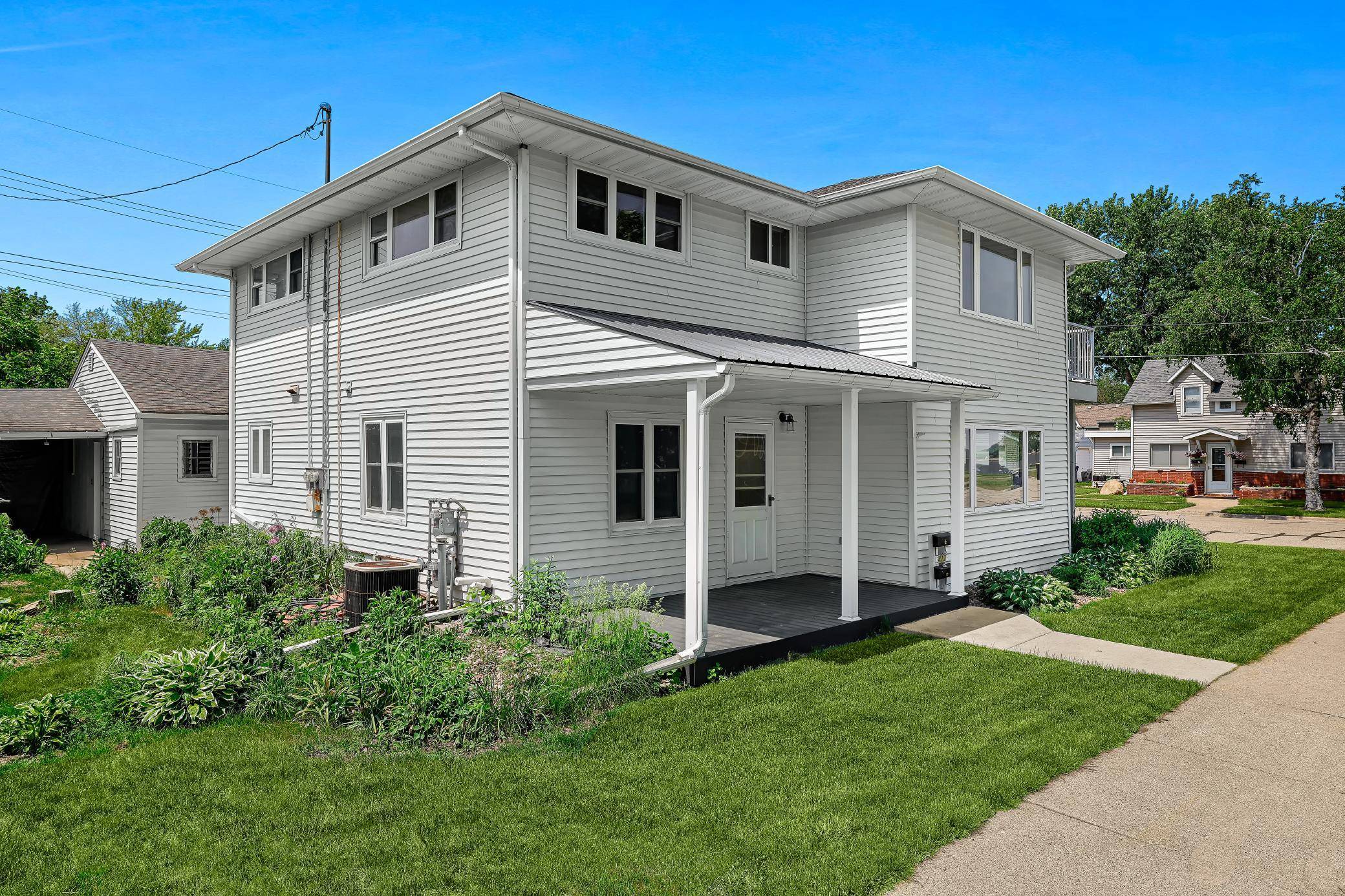 417 N Washington ST, Lake City, MN 55041