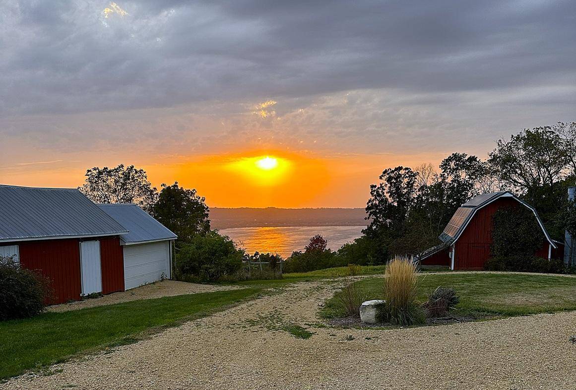 N2095 Twin Bluff LN, Stockholm, WI 54769