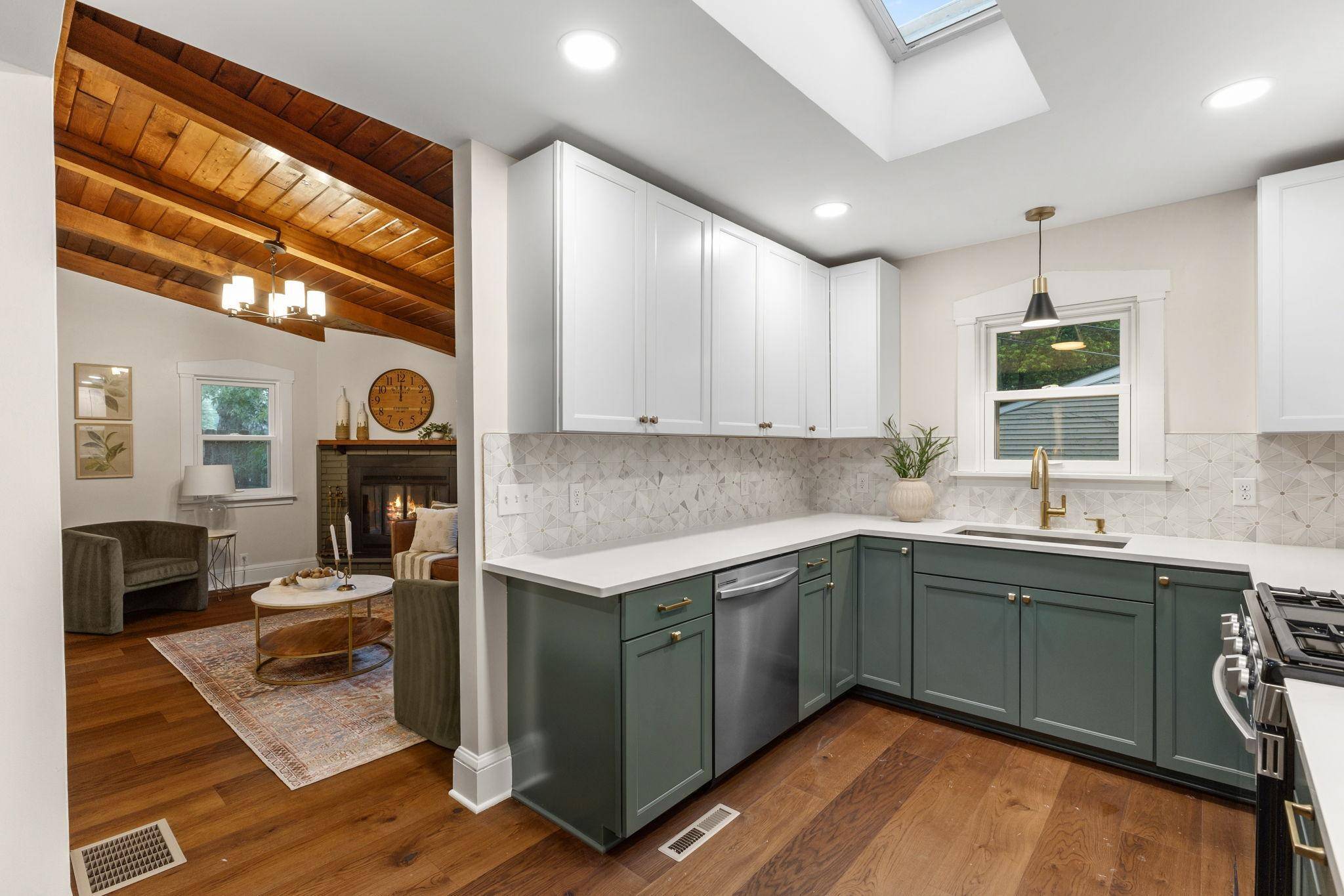6045 Clinton AVE, Minneapolis, MN 55419