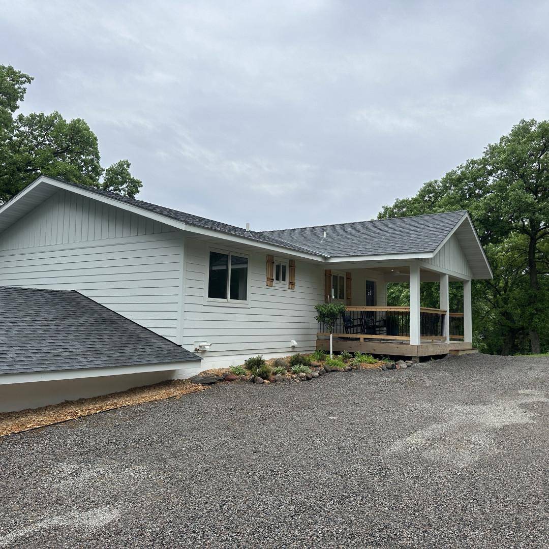2241 County Road 39 NW, Maple Lake, MN 55358