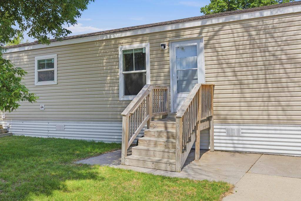 10162 Pierce PL NE, Blaine, MN 55434