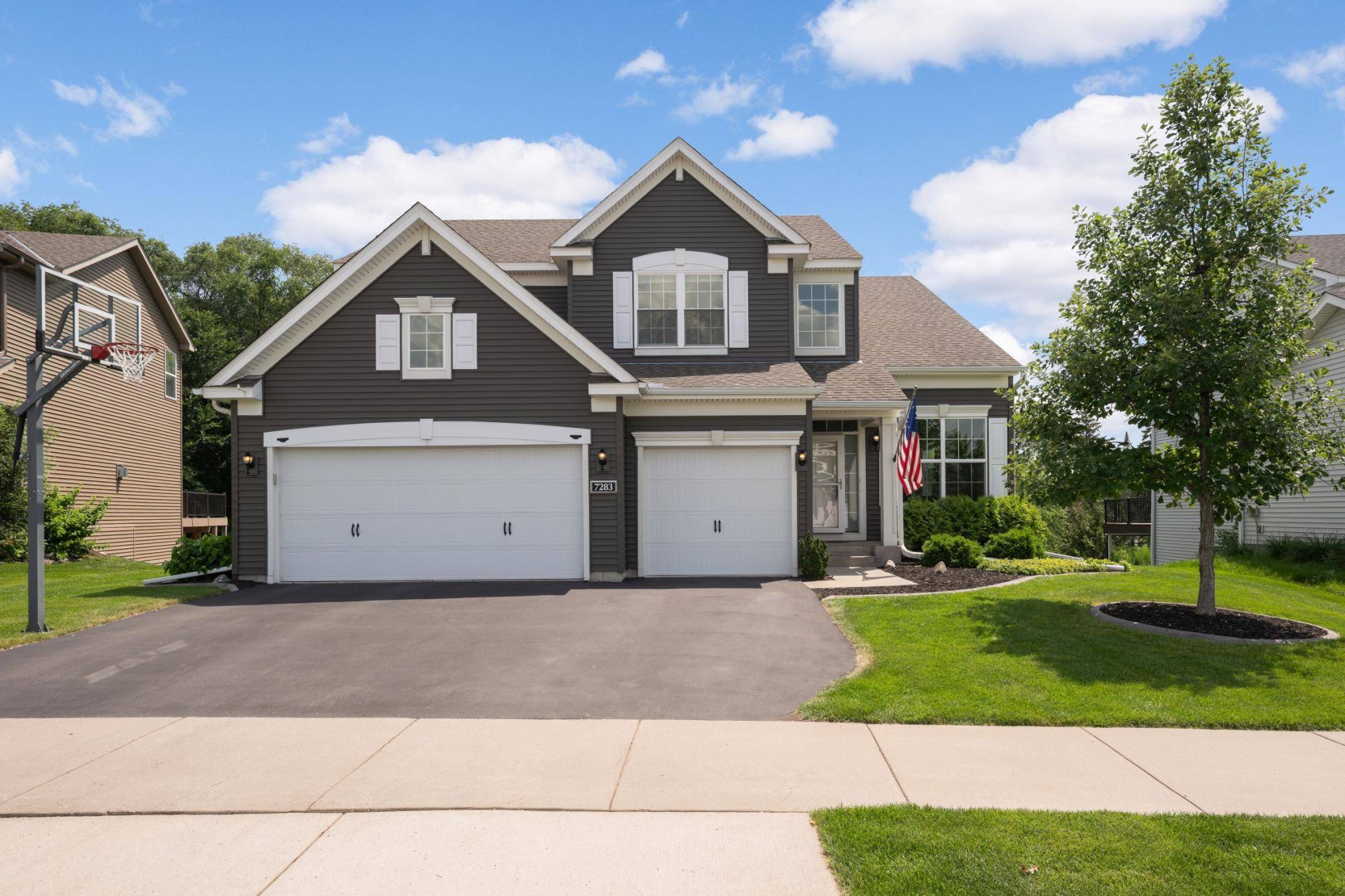 7283 Archer TRL, Inver Grove Heights, MN 55077