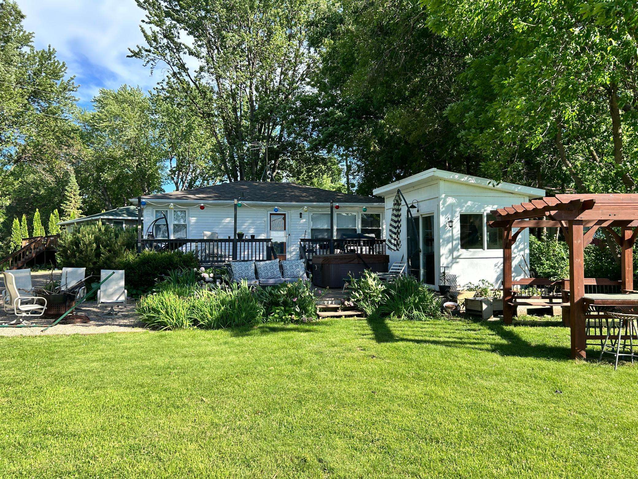7993 Grunwald AVE NW, Maple Lake, MN 55358