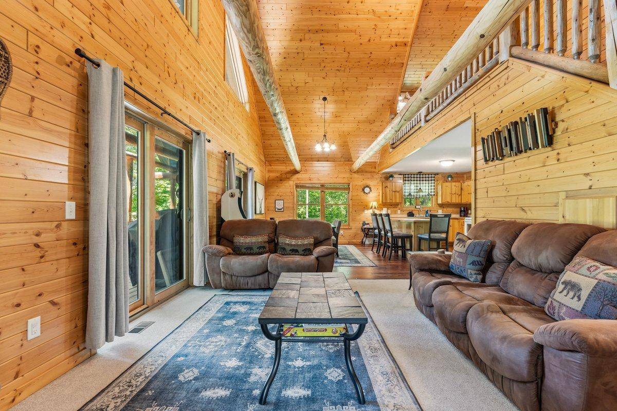 18541 Golf CIR, Garrison, MN 56450