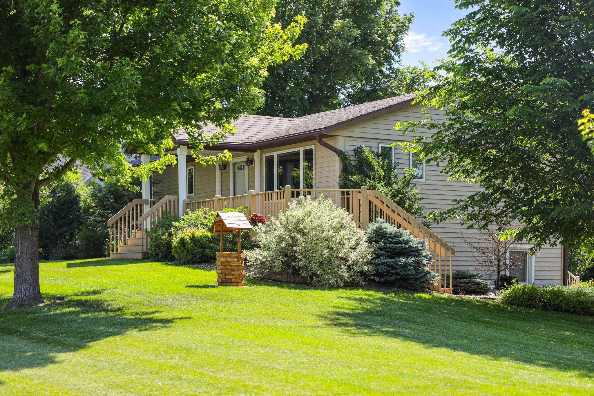 5414 Elkton TRL, Faribault, MN 55021