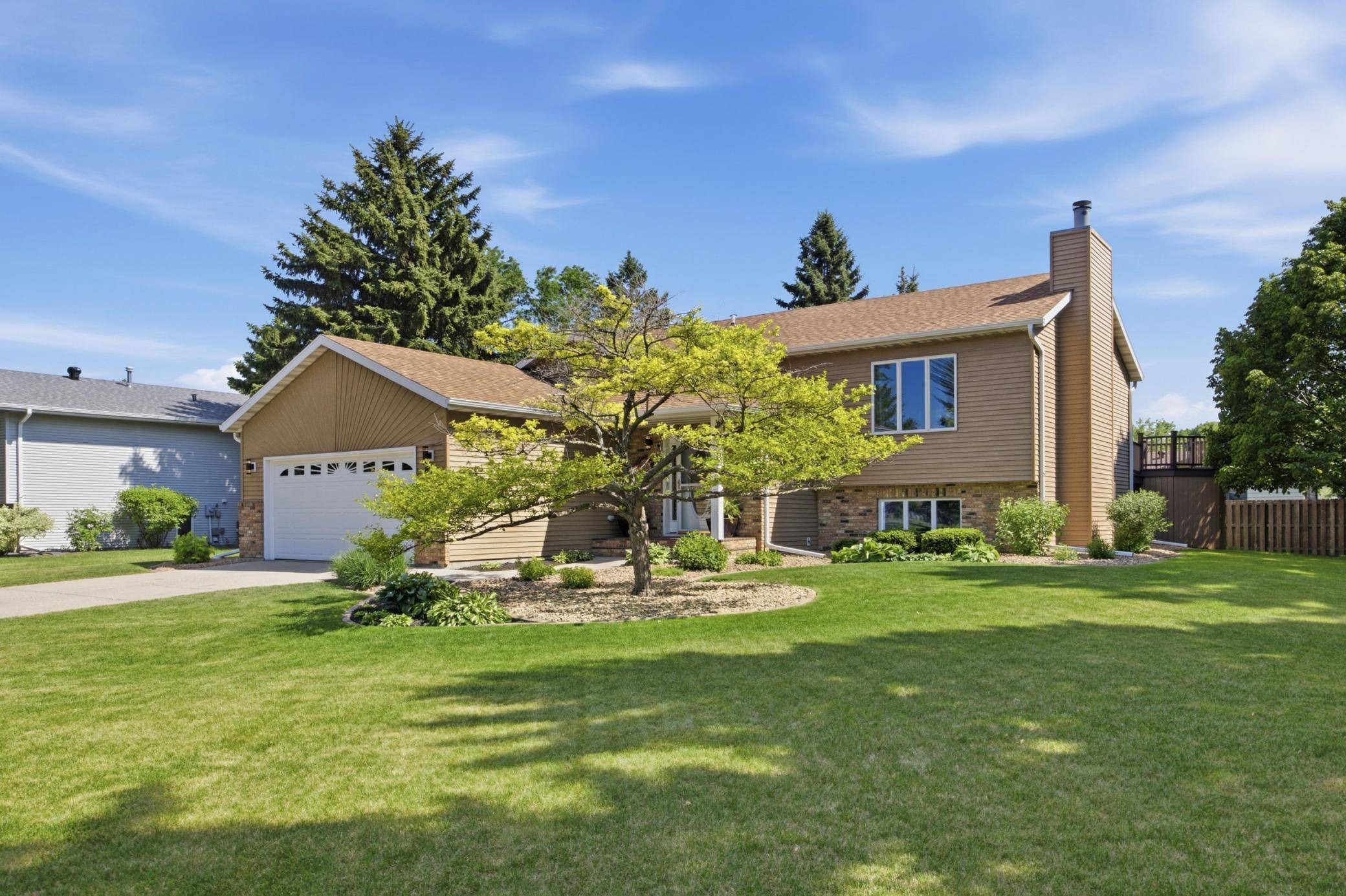 603 34th AVE S, Moorhead, MN 56560